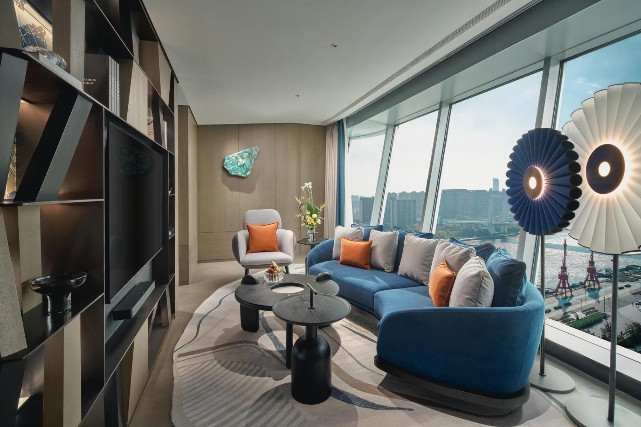 One-Bedroom Suite with River View