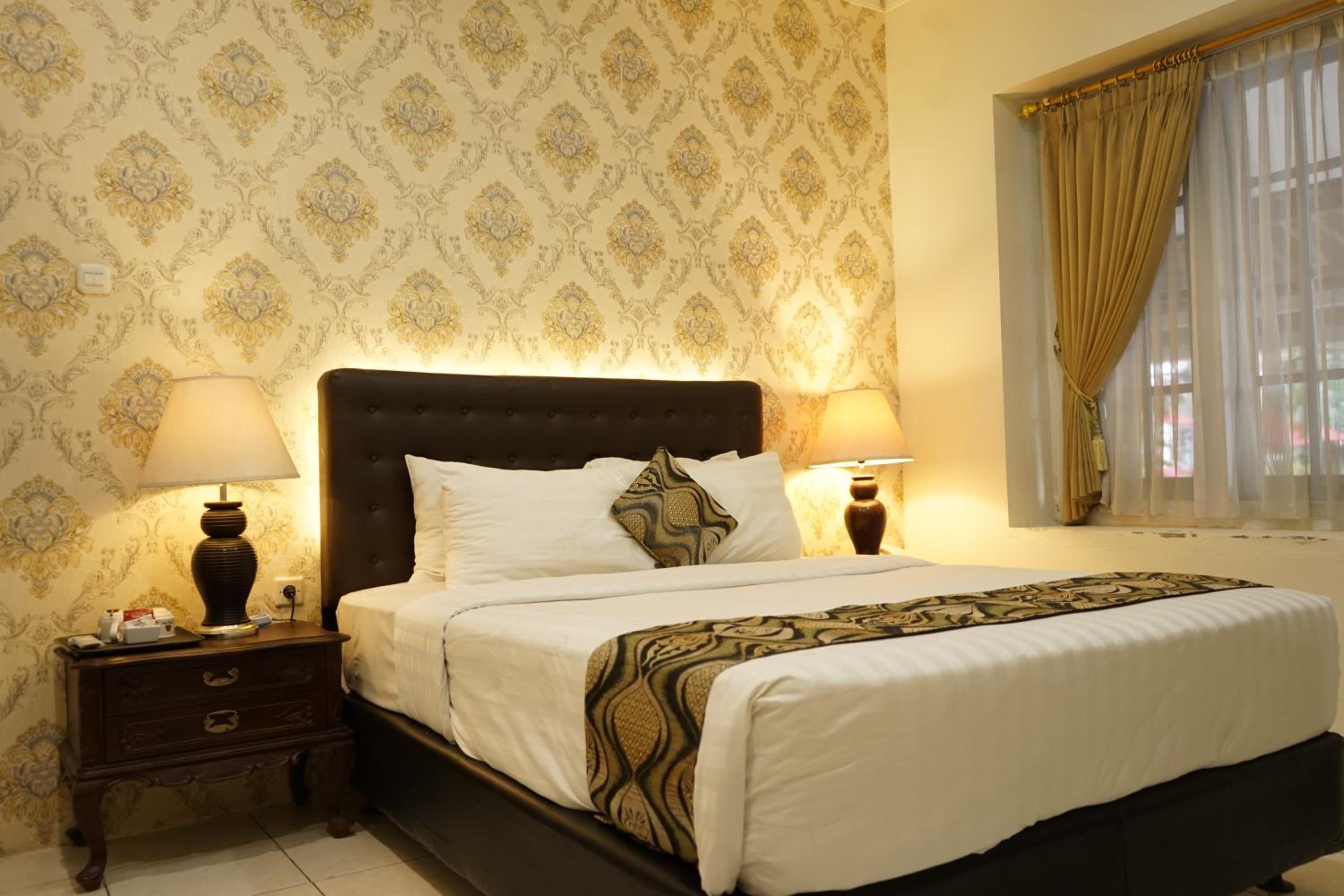 King Room With Pool View photo 2