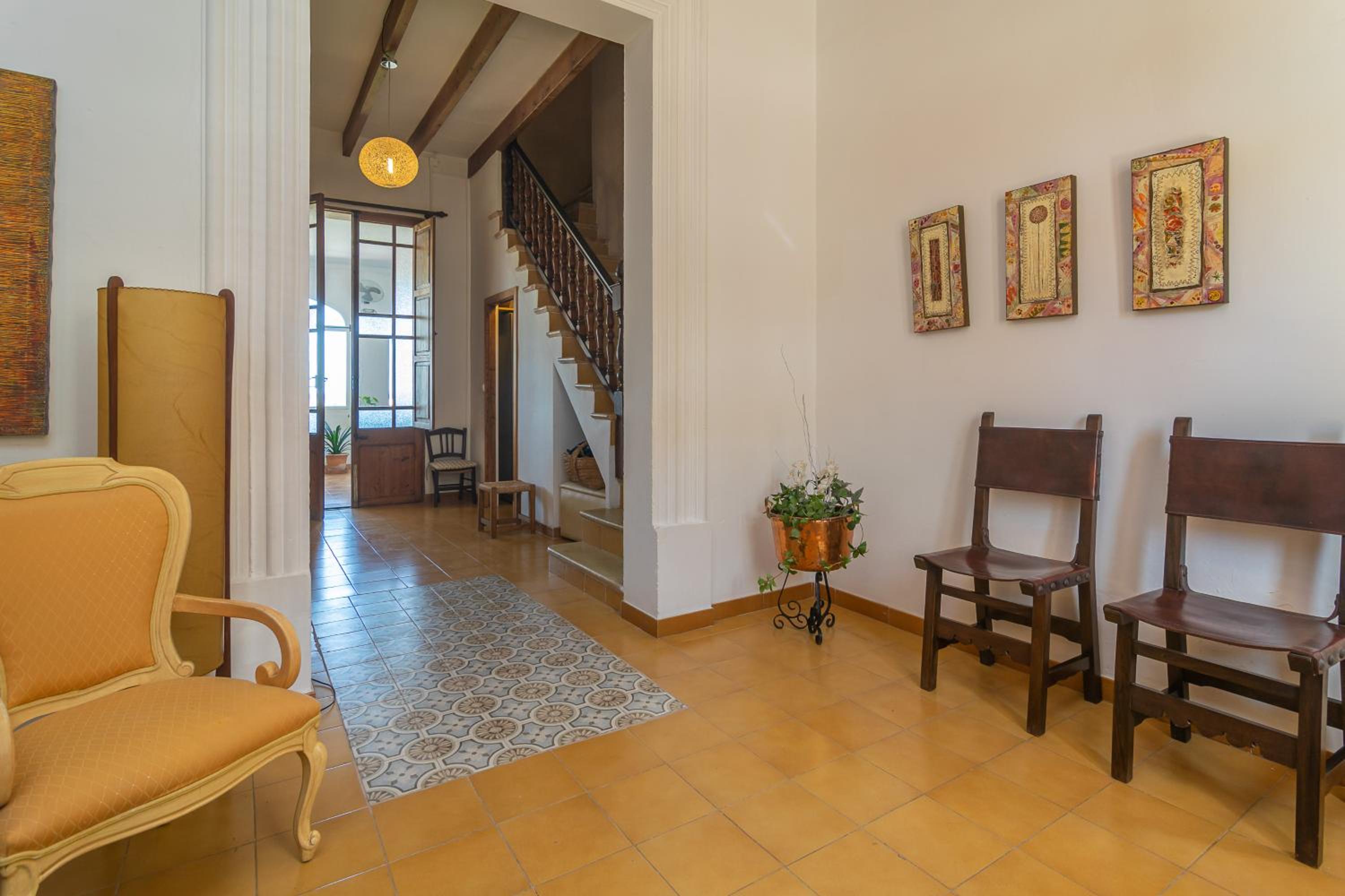 Four-Bedroom House photo 2