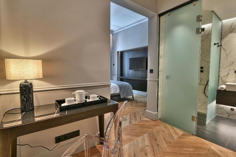 Deluxe Double Room photo 2