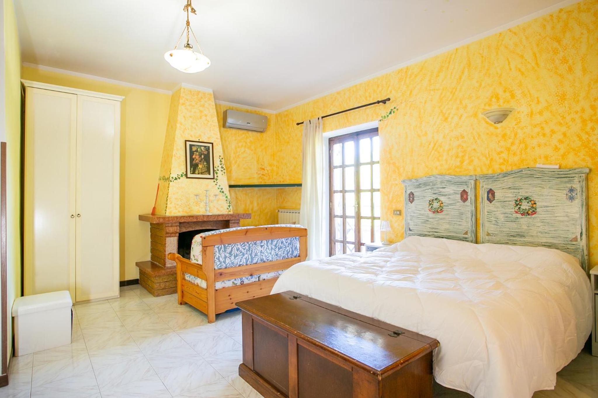 Studio Apartment photo 2