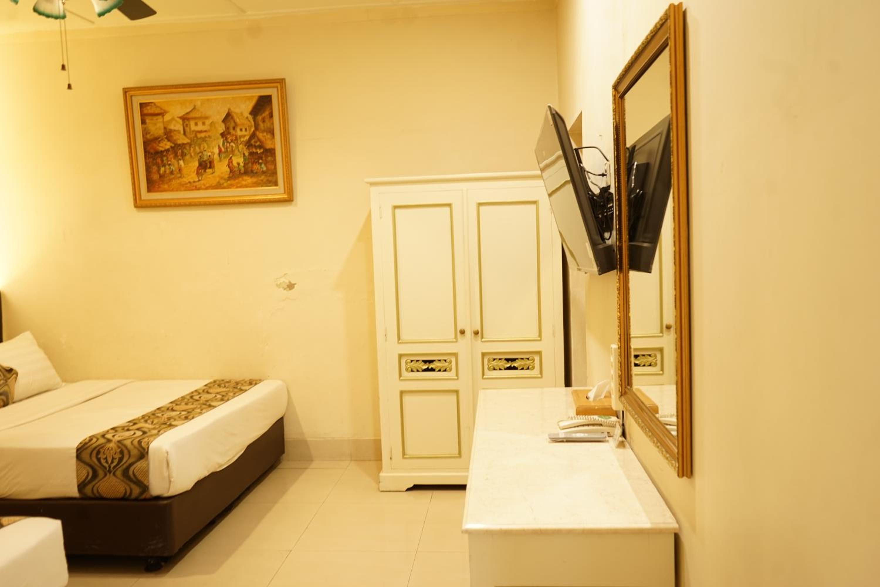 Standard Double or Twin Room with Garden View photo 2