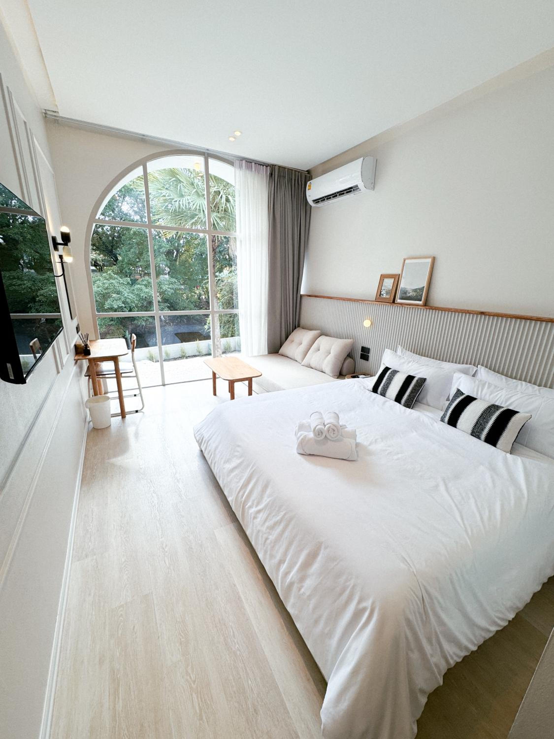 Standard Double Room - Photo 1