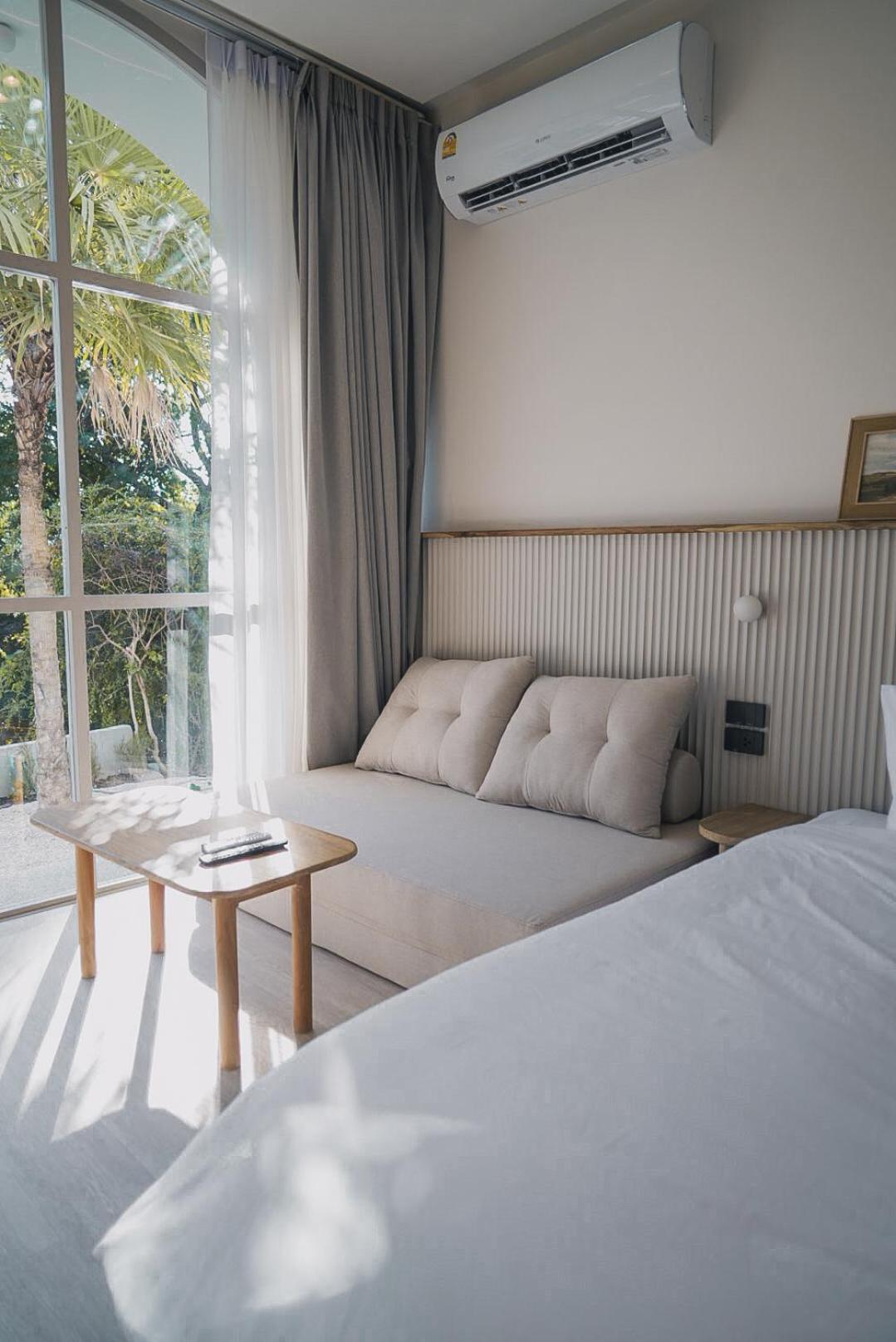 Standard Double Room - Photo 5
