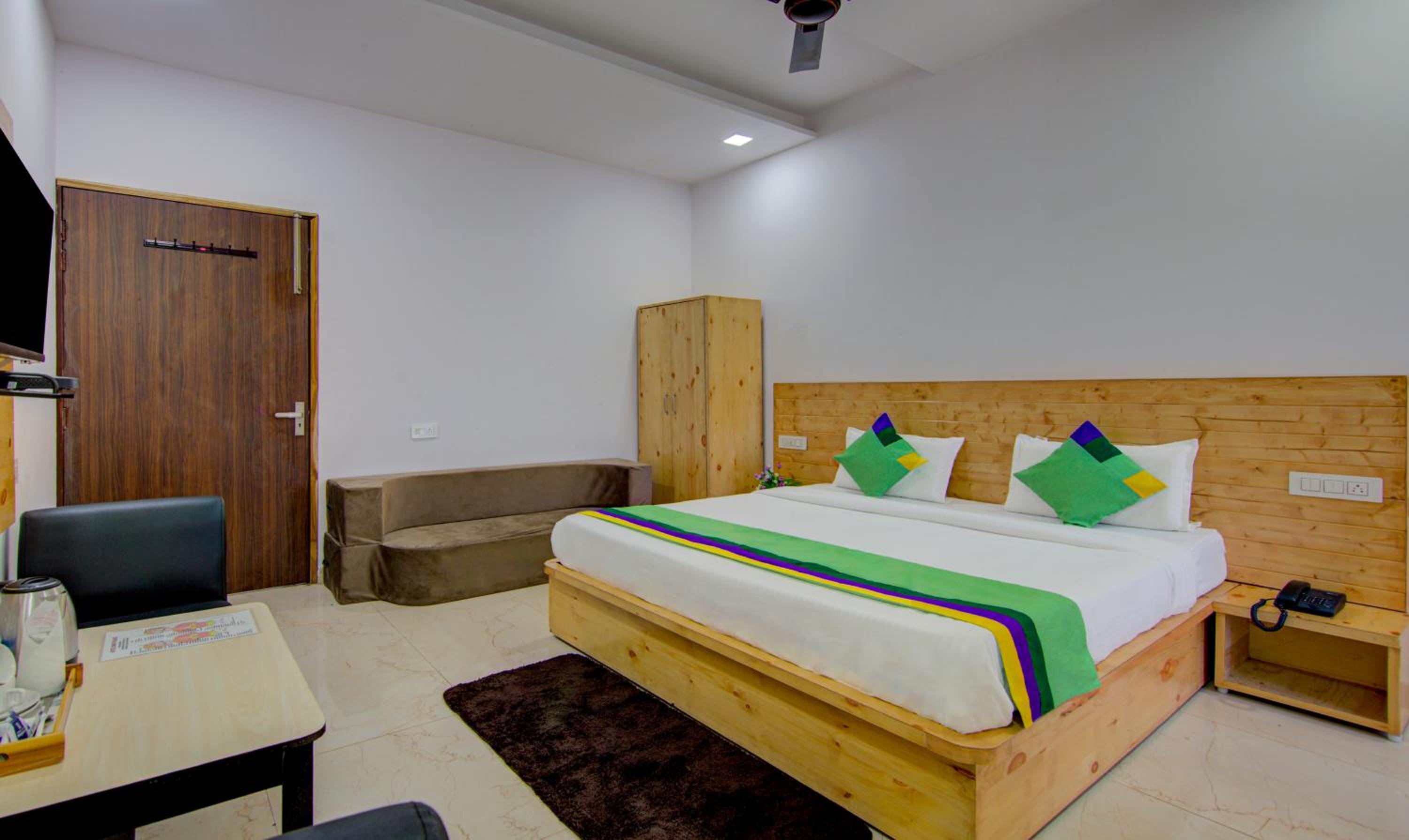 Deluxe Double Room photo 2