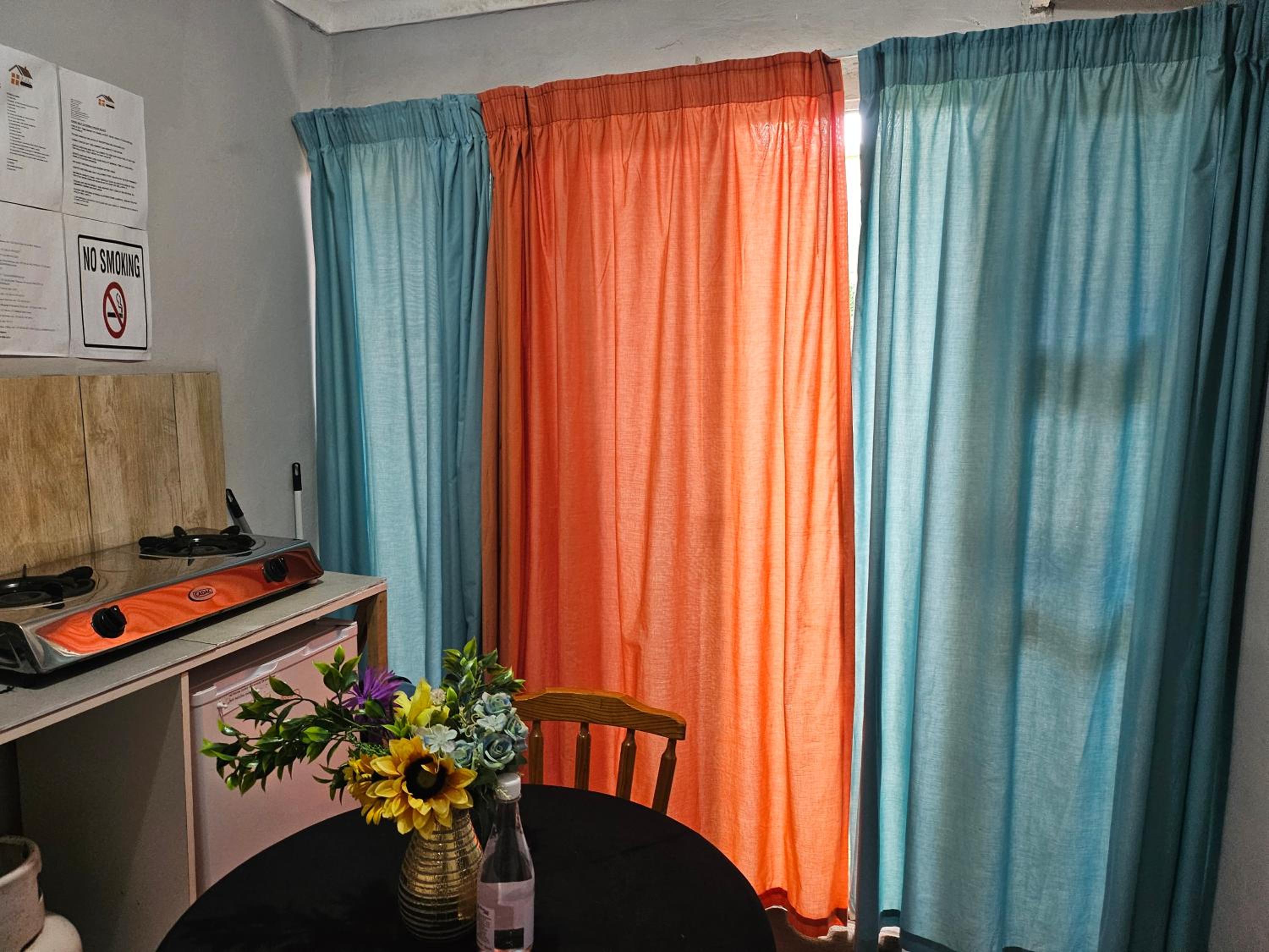Budget Double Room - Photo 4
