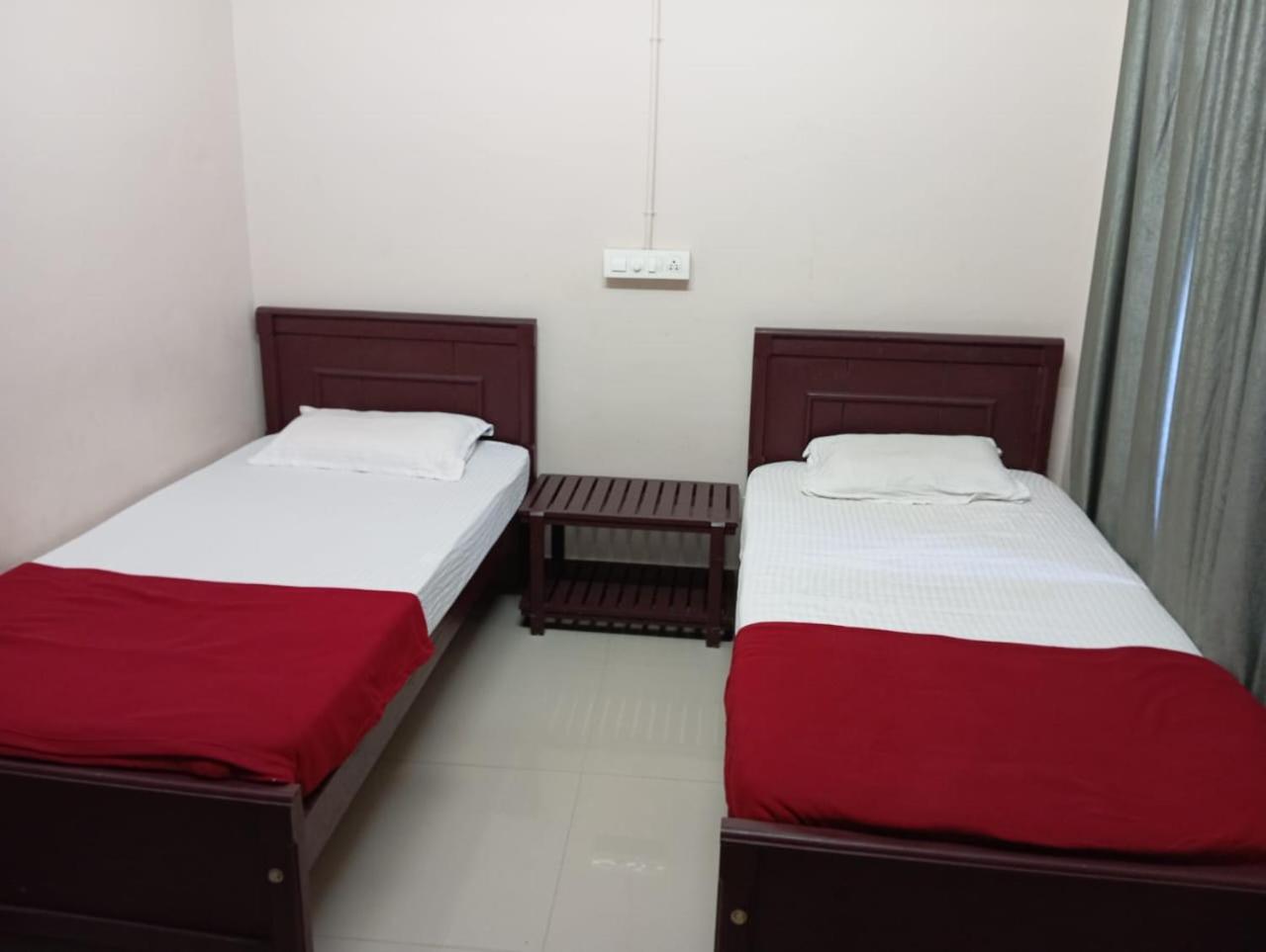 Double or Twin Room photo 2