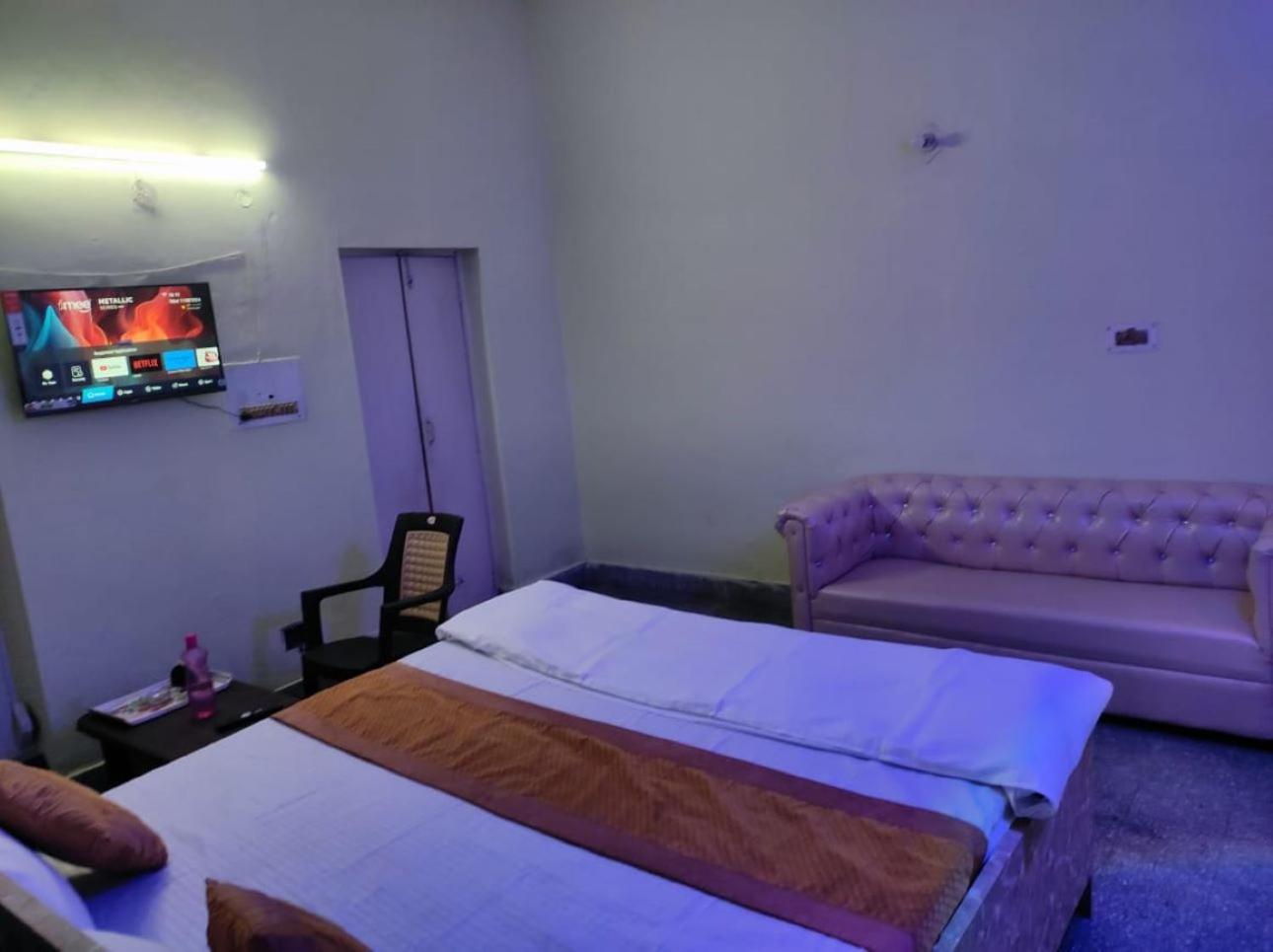 Deluxe Double Room With Bath