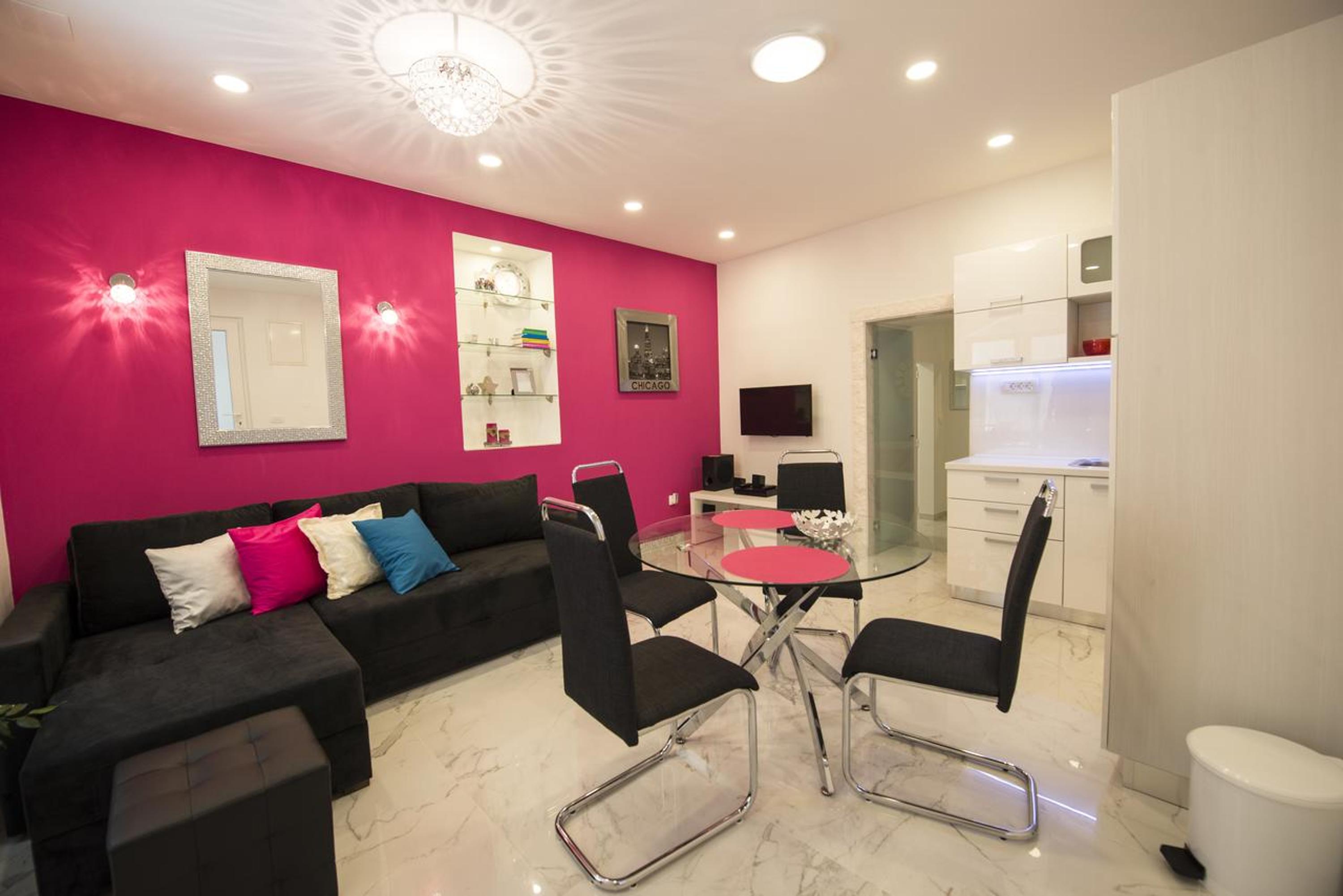 Apartment - Photo 19