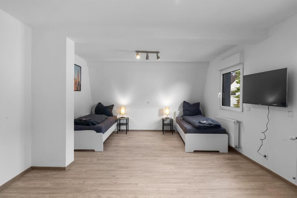 Three-Bedroom Vacation Home  photo 2