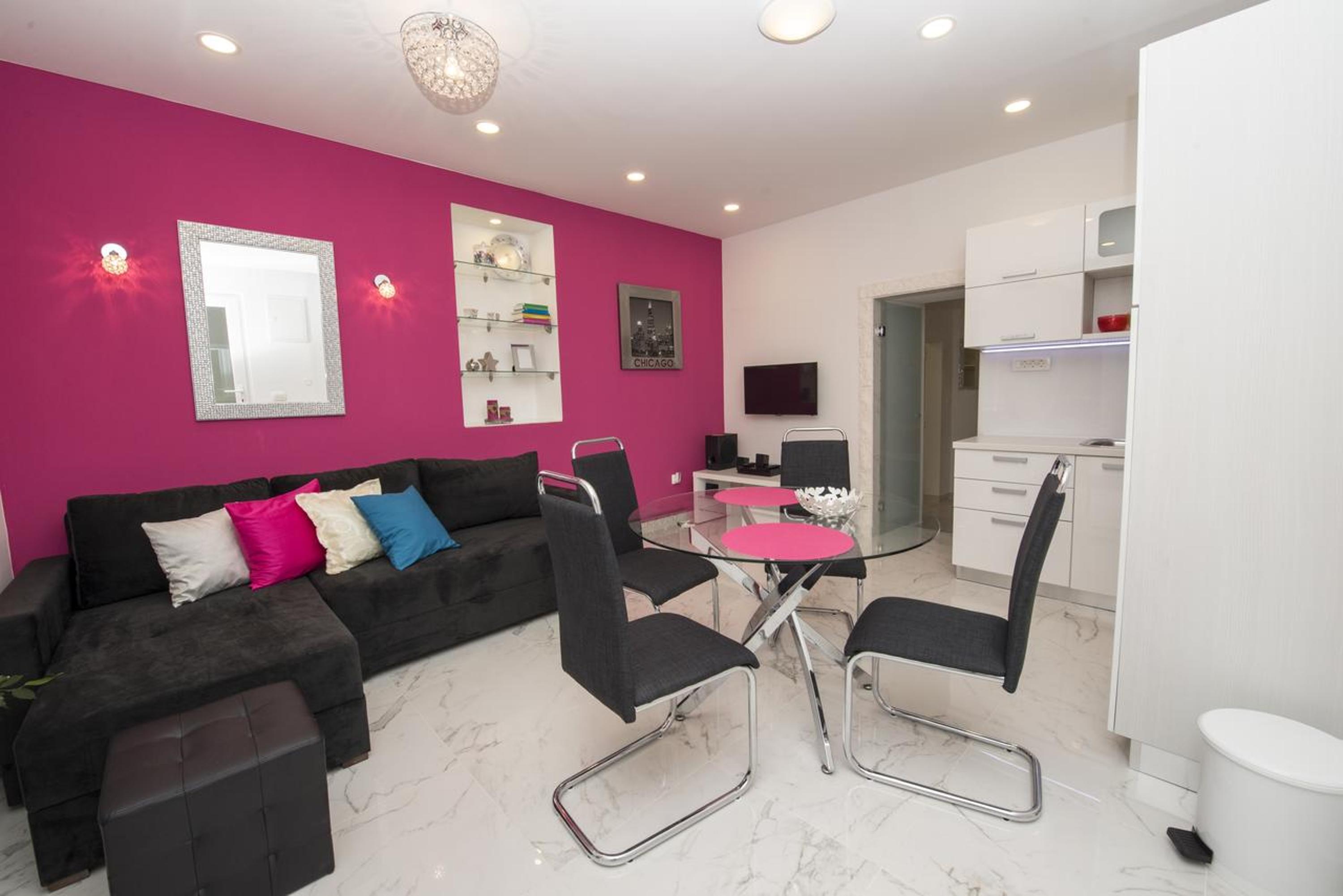 Apartment - Photo 1