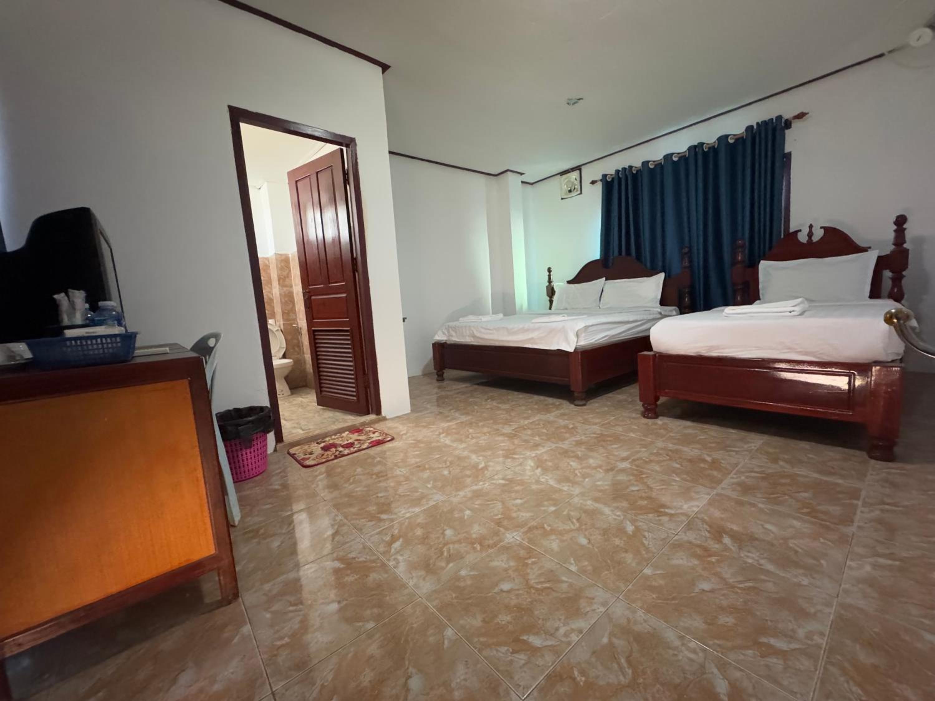 Triple Room with Private Bathroom photo 1