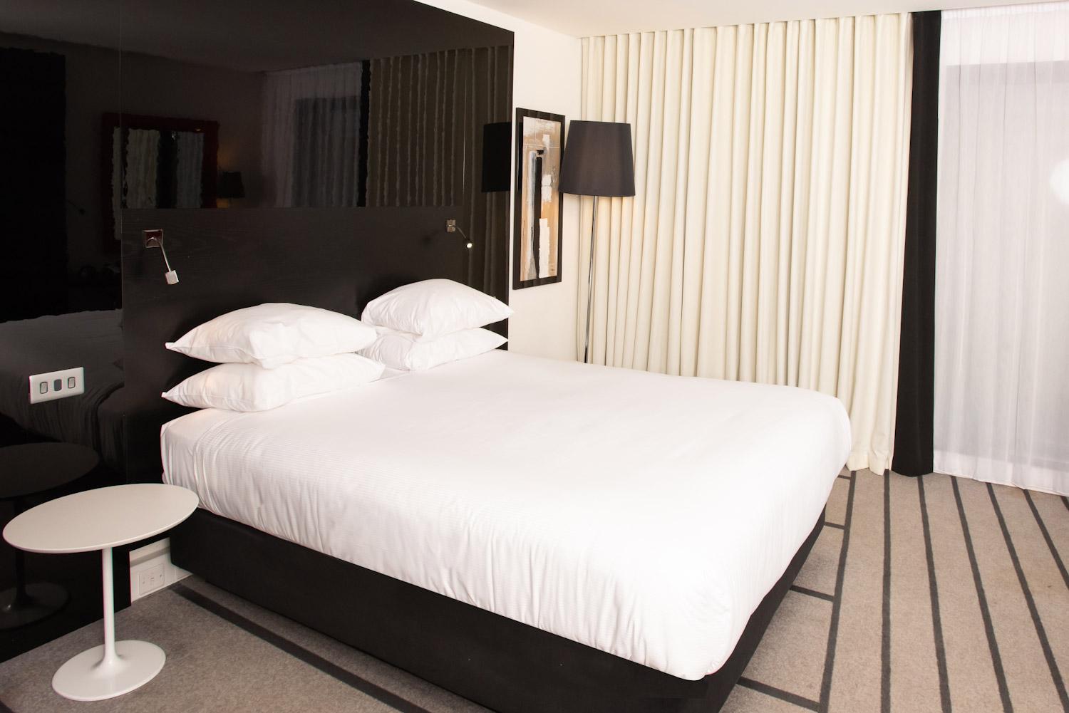Standard Queen Room - Disability Access - Photo 1