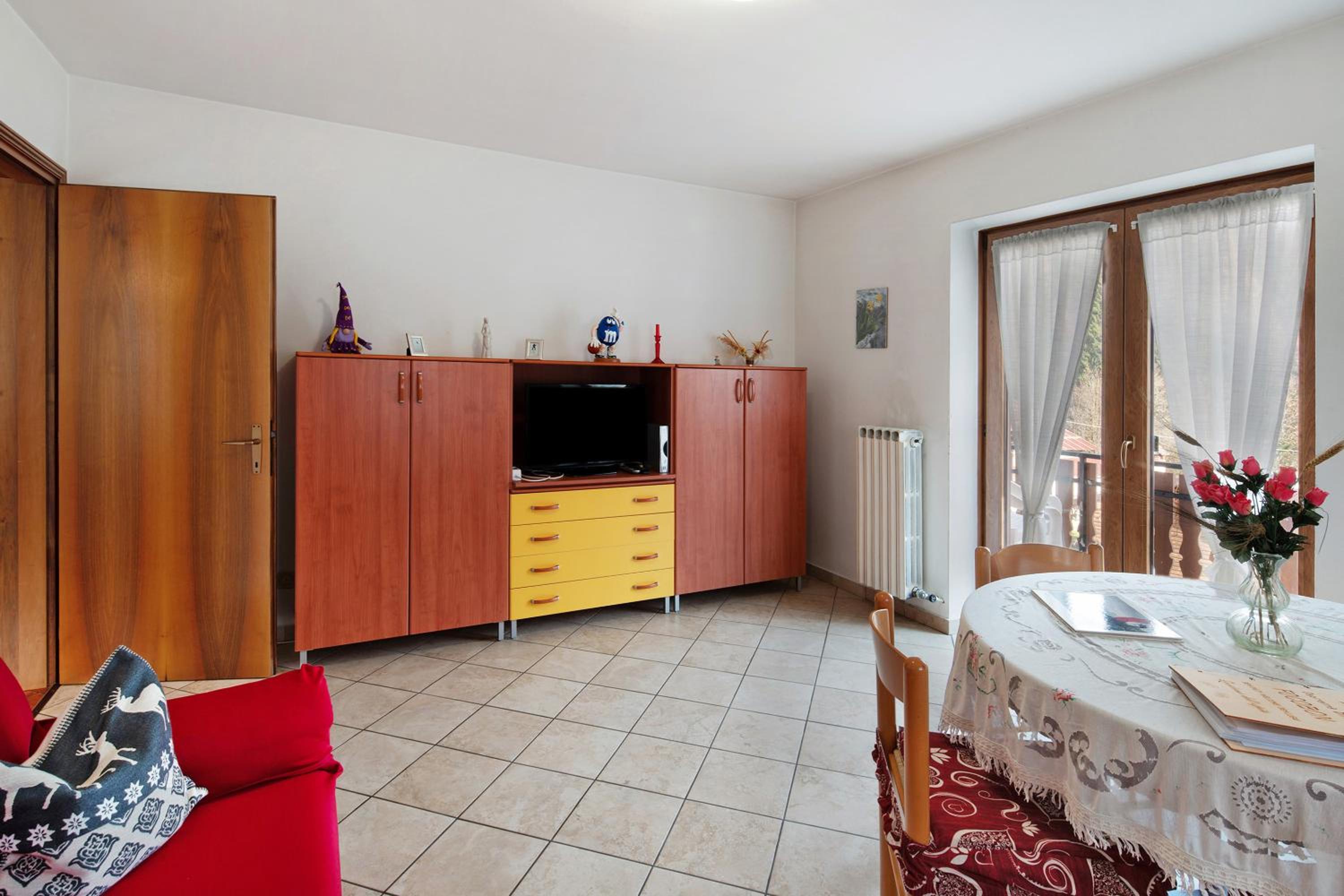 Three-Bedroom Premium Apartment with Balcony