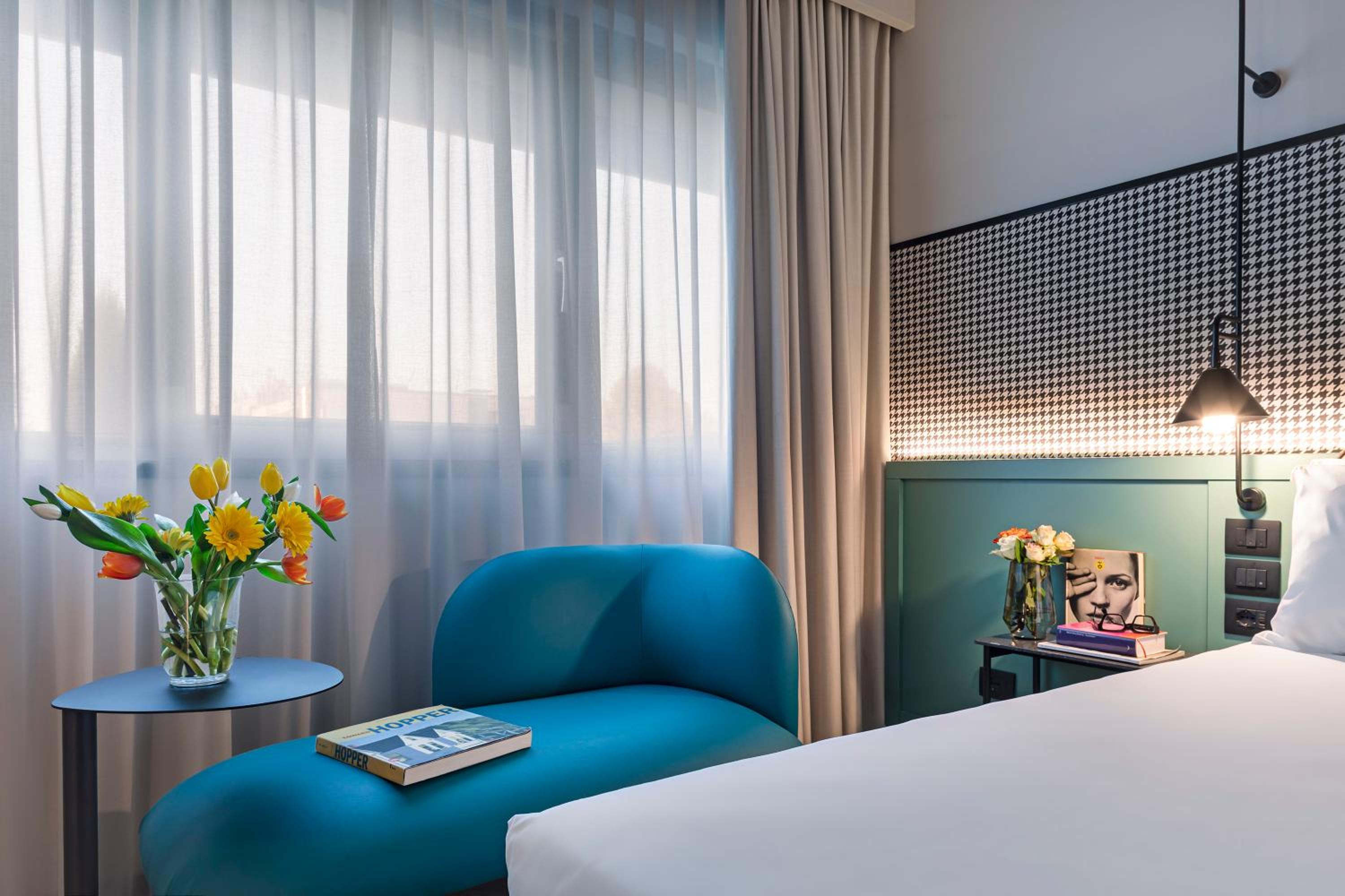 Prestige Twin Room - Photo 5