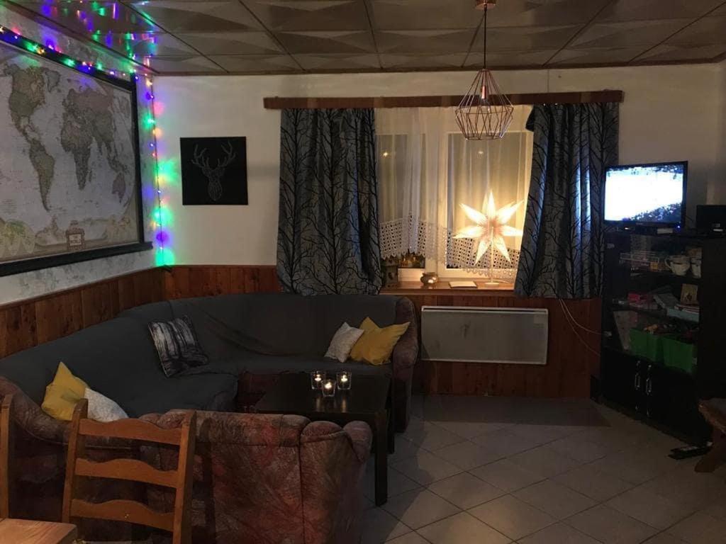 Three-Bedroom House photo 2