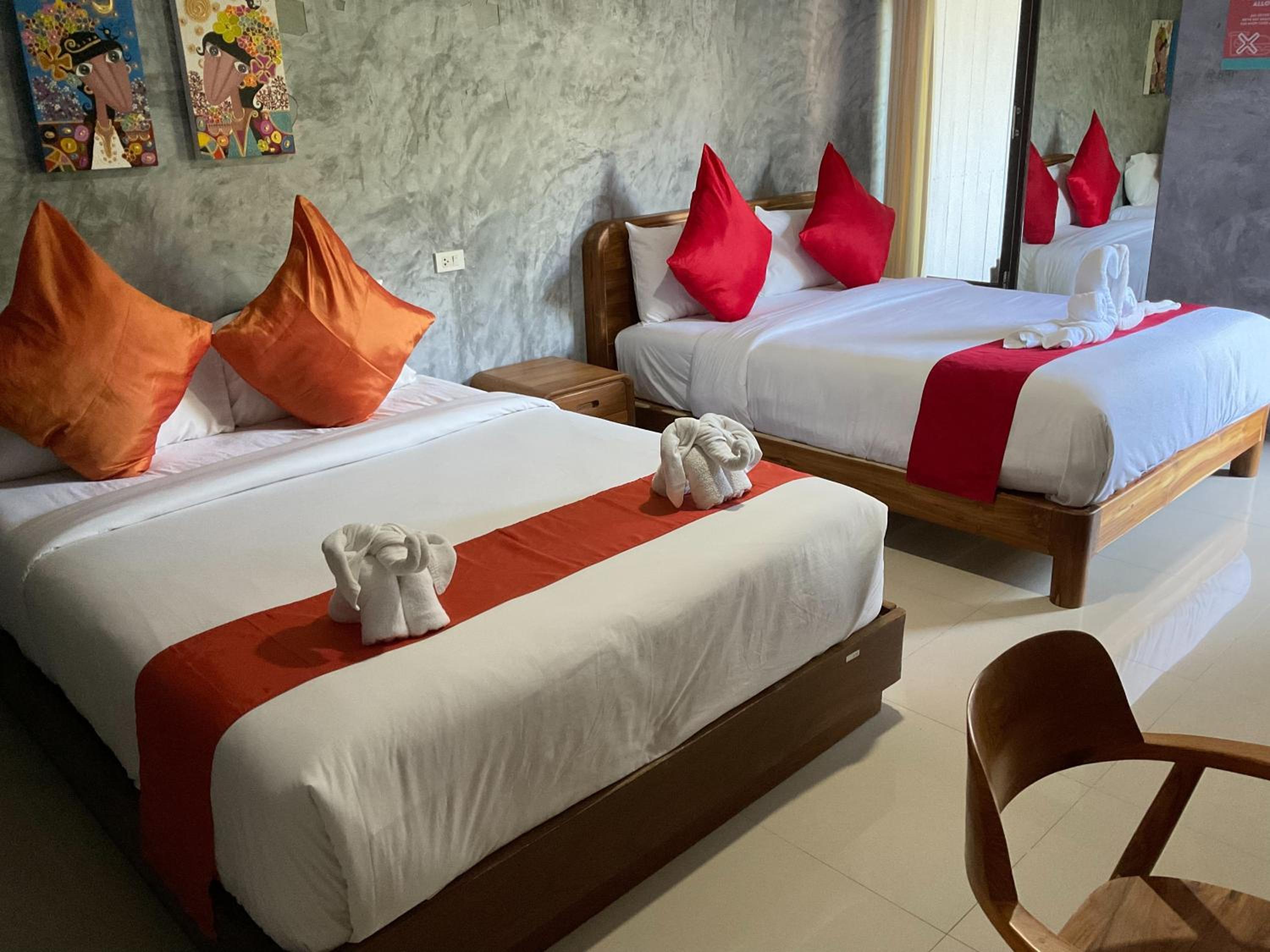Deluxe Triple Room photo 3