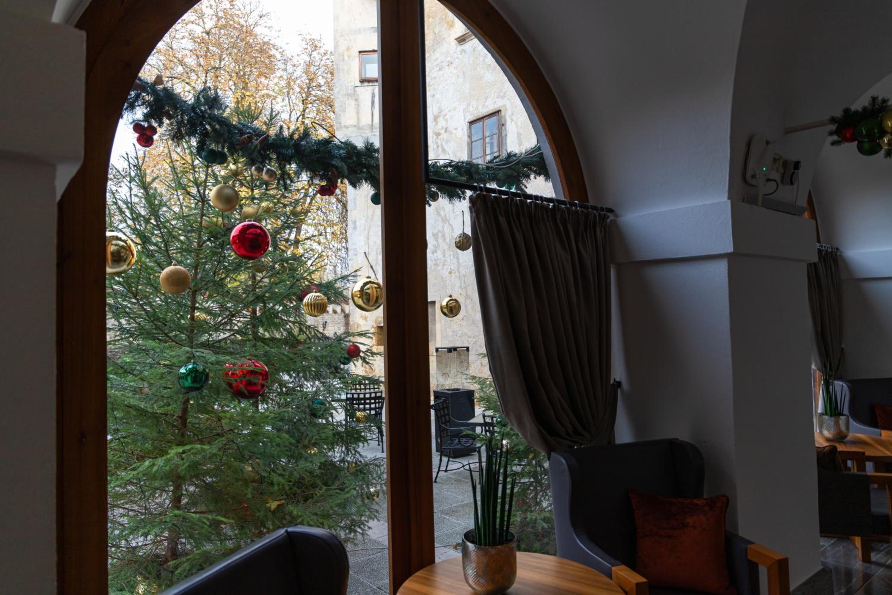 Special Offer - Double Room with the Christmas Escape to the Castle photo 3