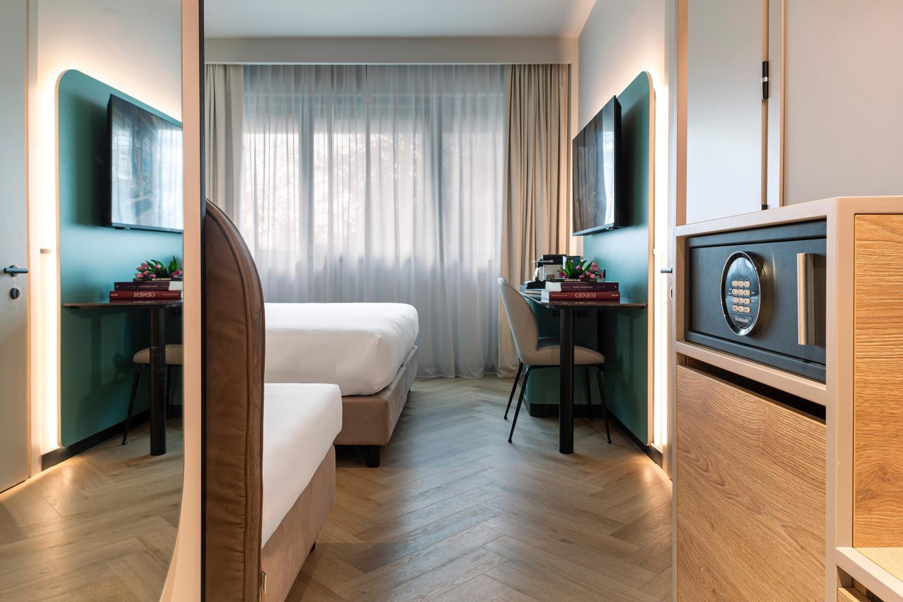 Prestige Triple Room - Photo 1