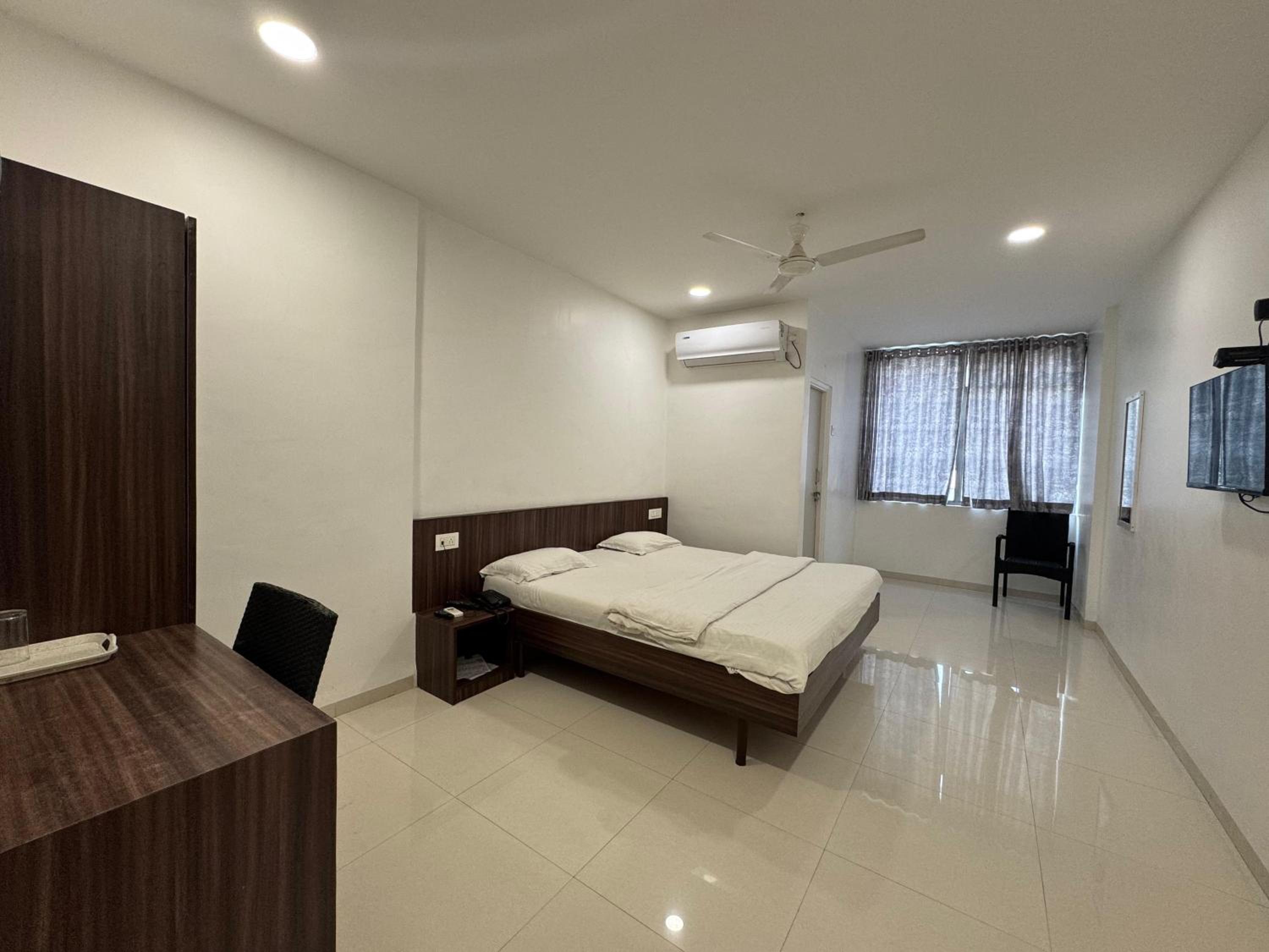 Superior Double Room - Photo 9