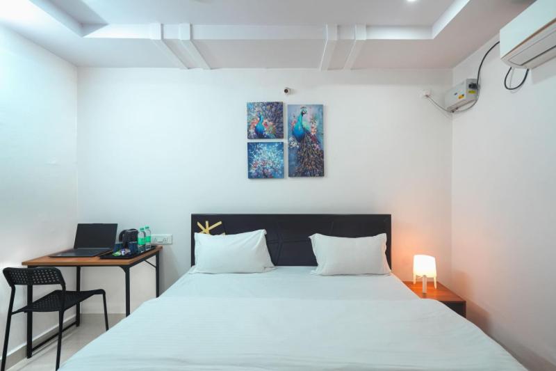Superior King Room - Photo 1
