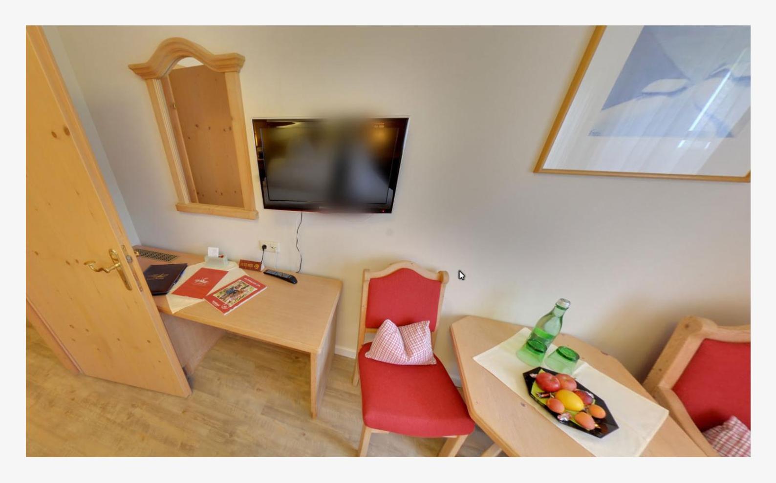 Double Room with Balcony photo 2
