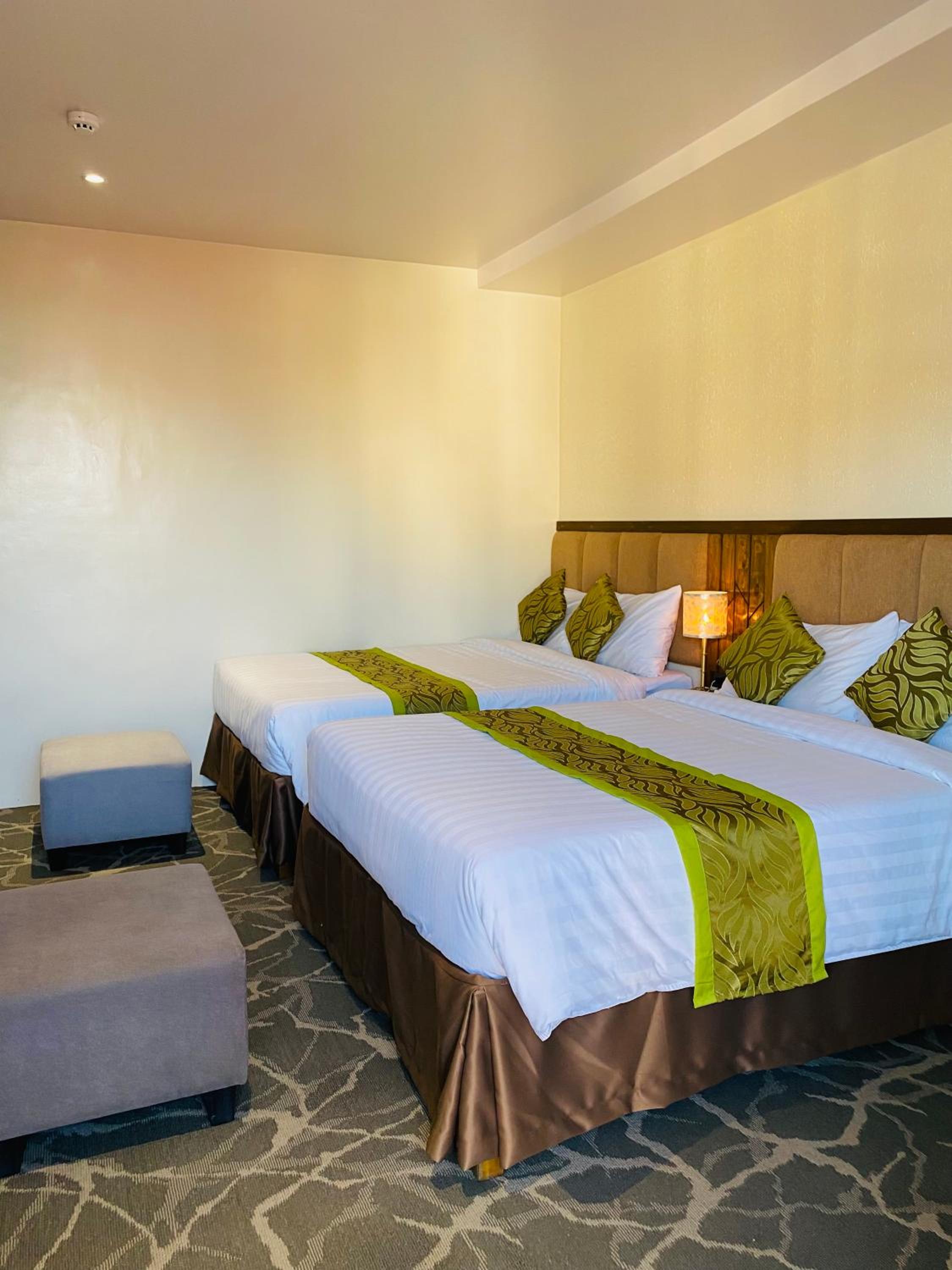 Queen Room