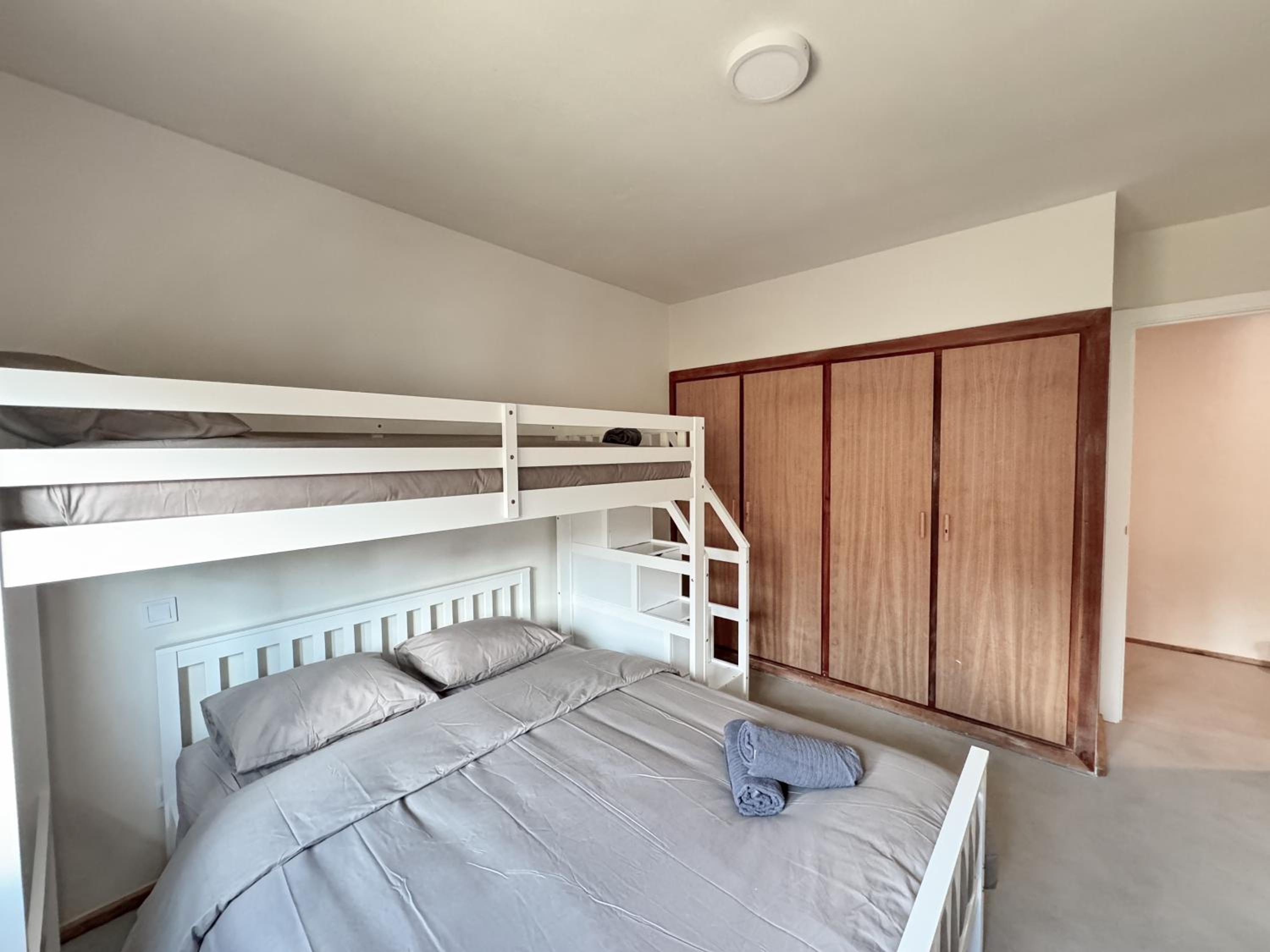 Casa de cinco habitaciones