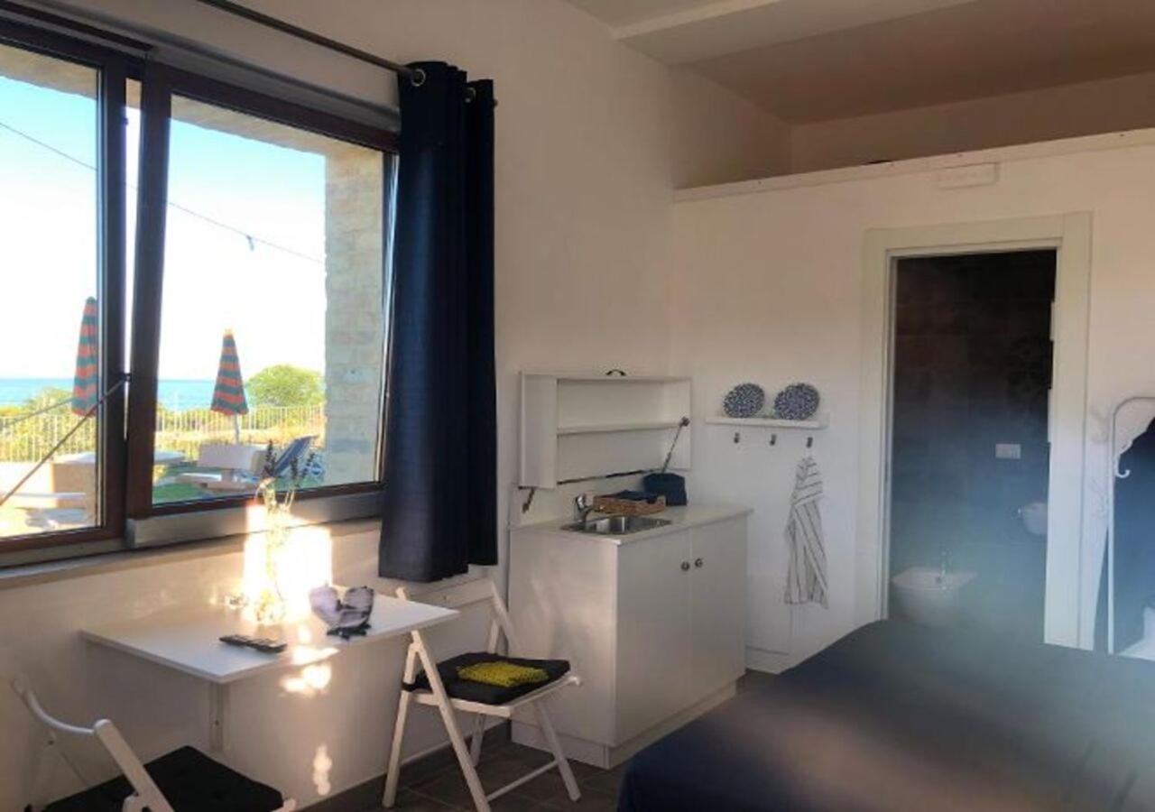 Deluxe Double Room with Sea View photo 1