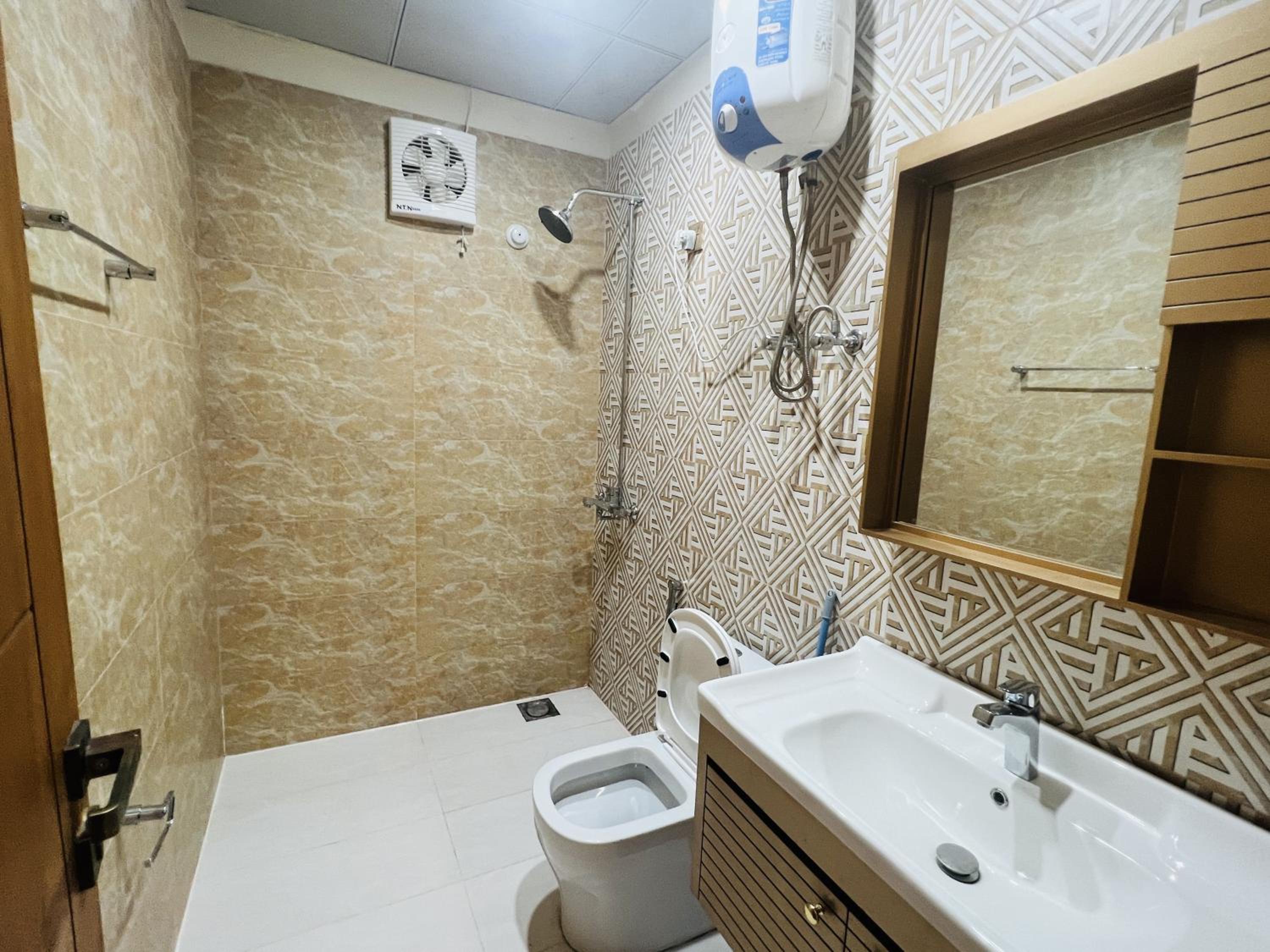 Studio Apartment photo 2