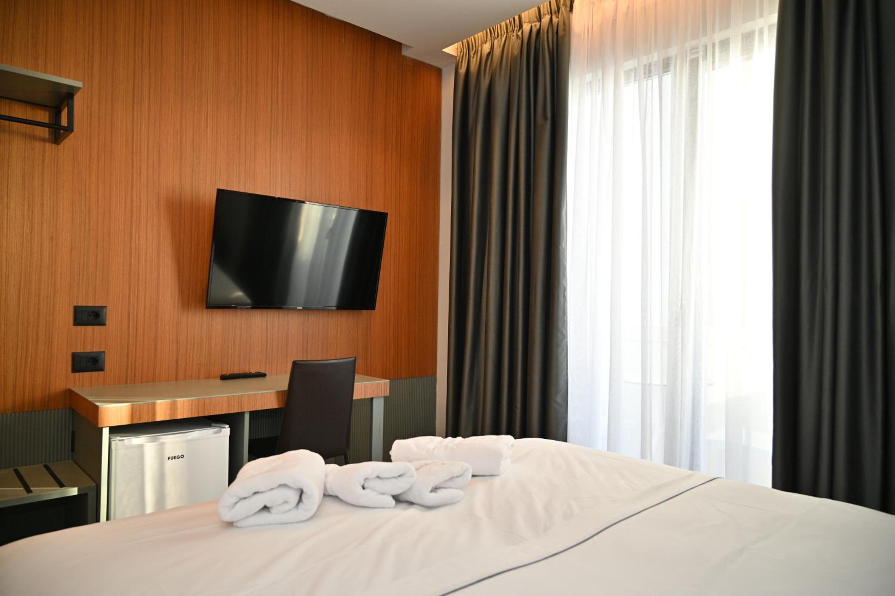 Superior Triple Room with Sea View