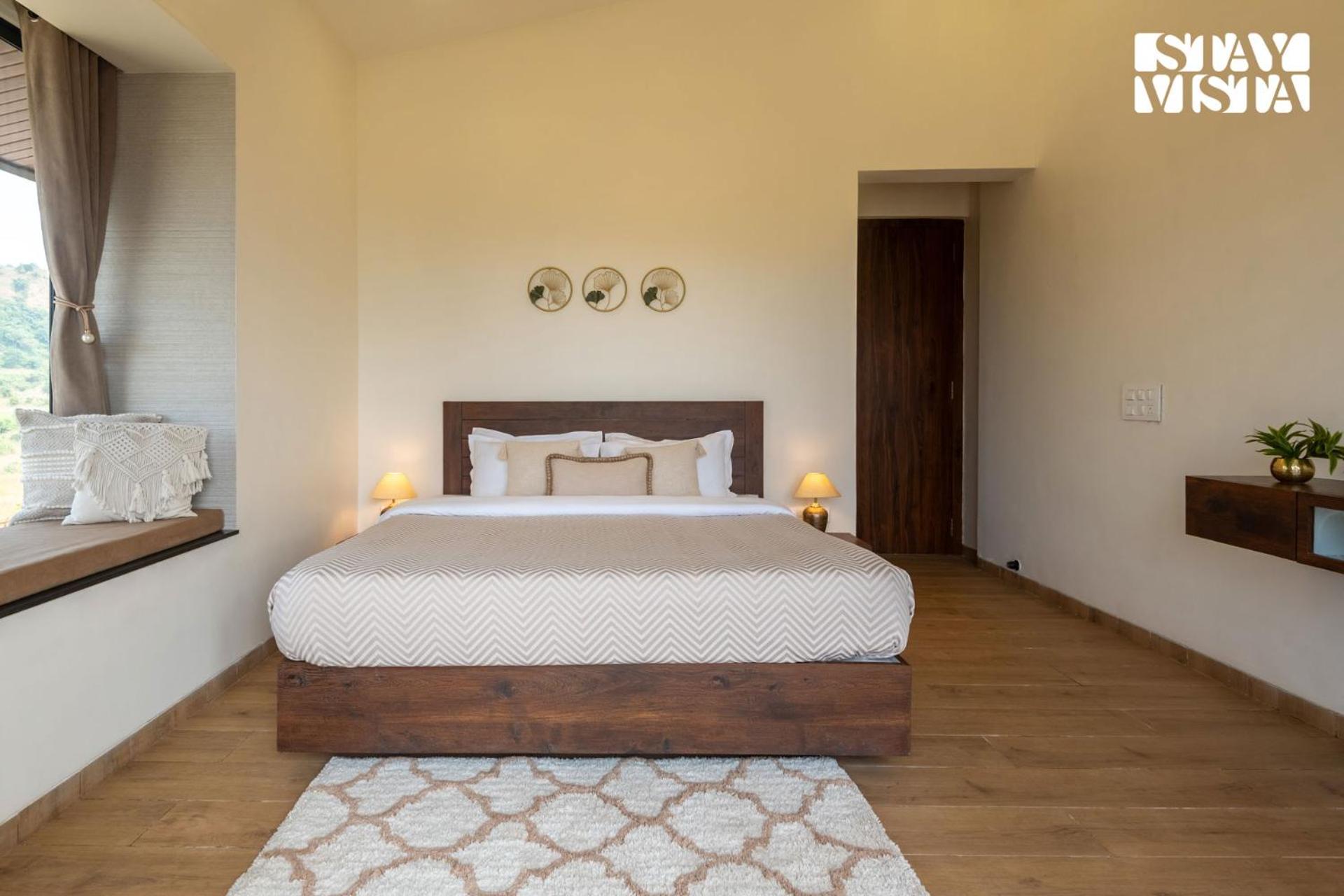 Villa photo 1