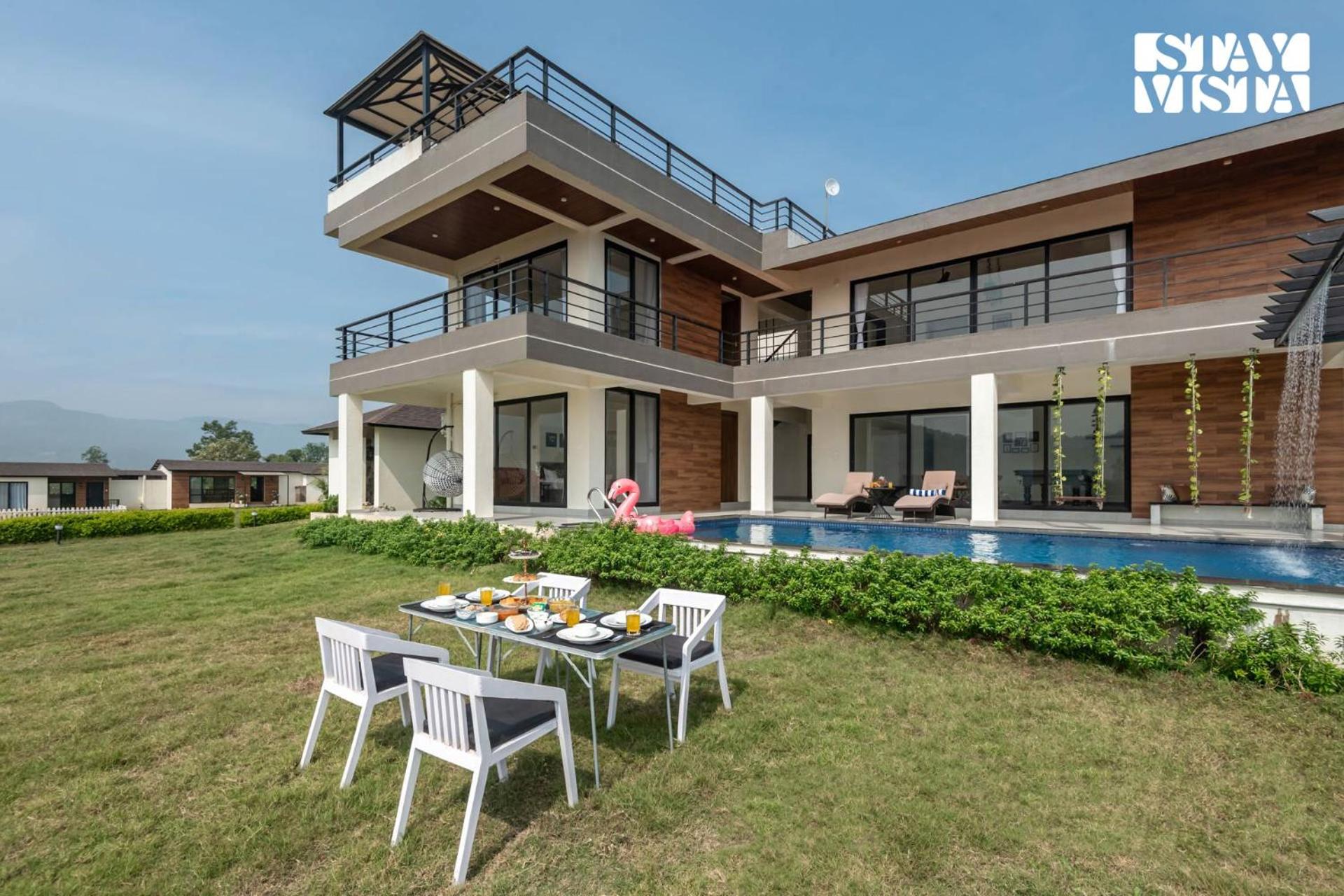 Three-Bedroom Villa photo 3