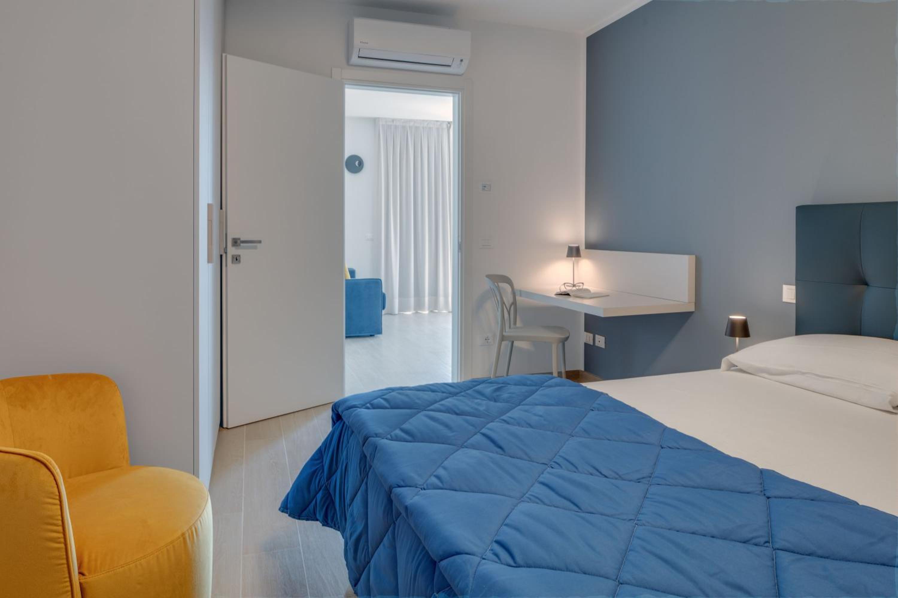 One Bedroom Deluxe Apartment photo 1