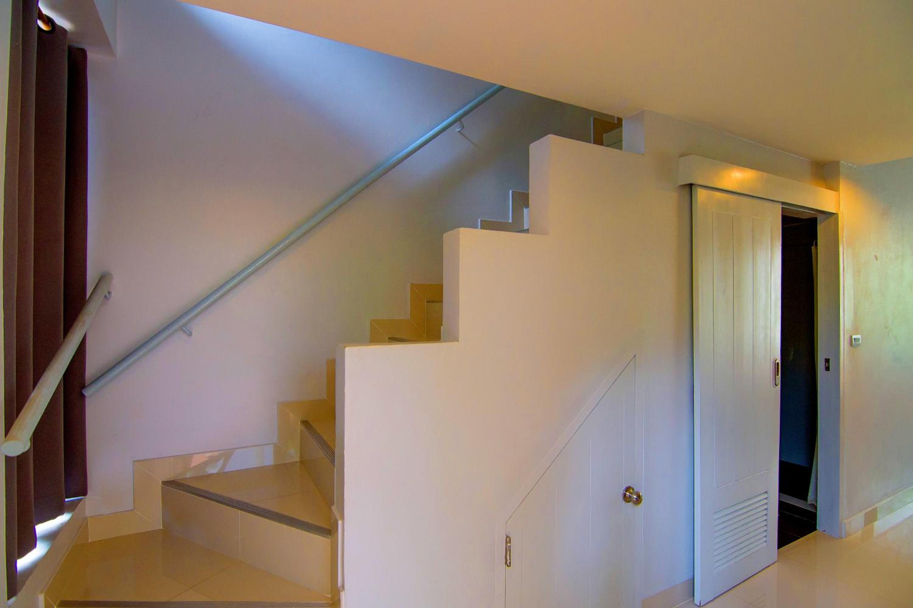 Family Duplex - Photo 2