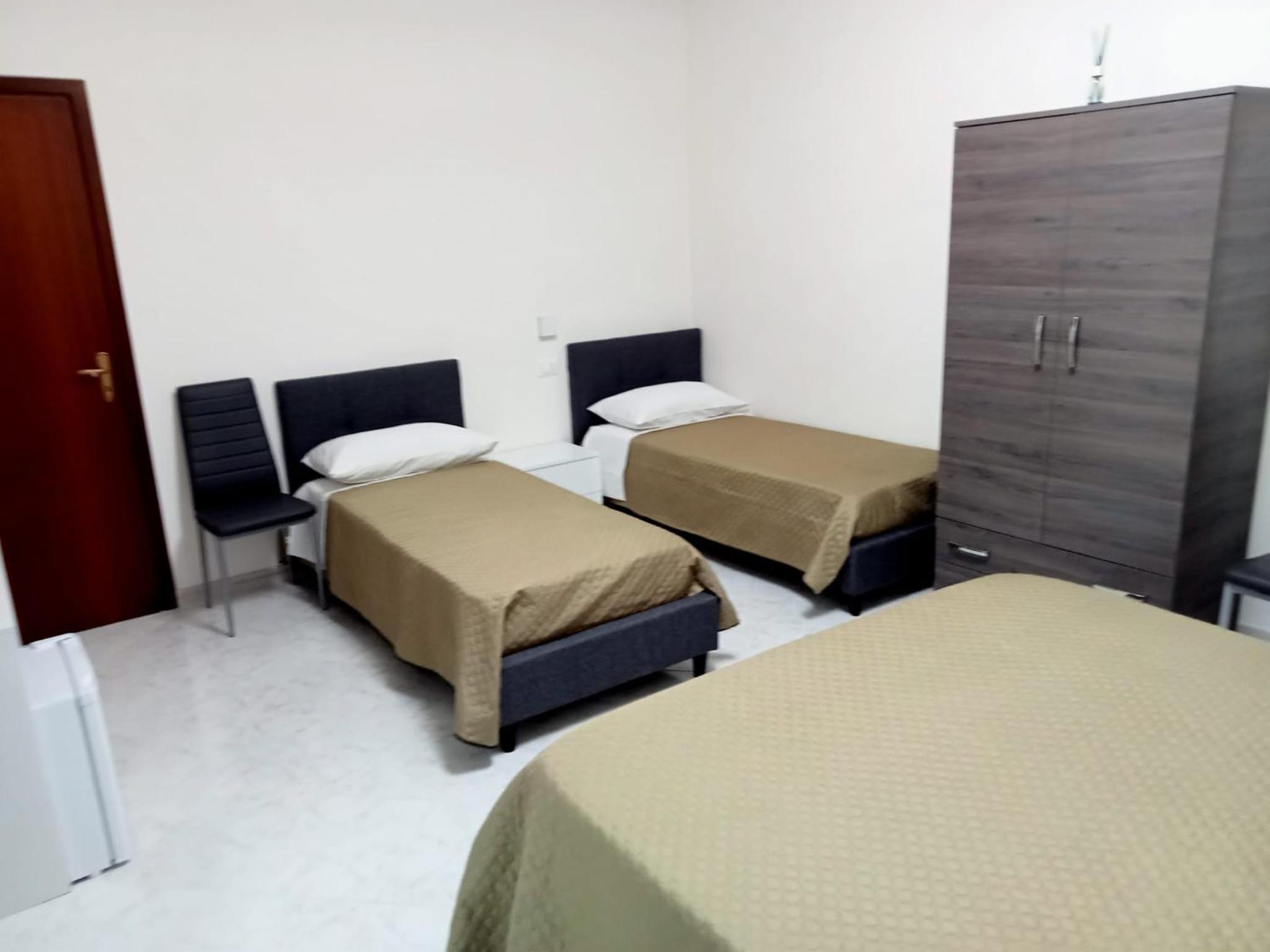 Large Double Room photo 2