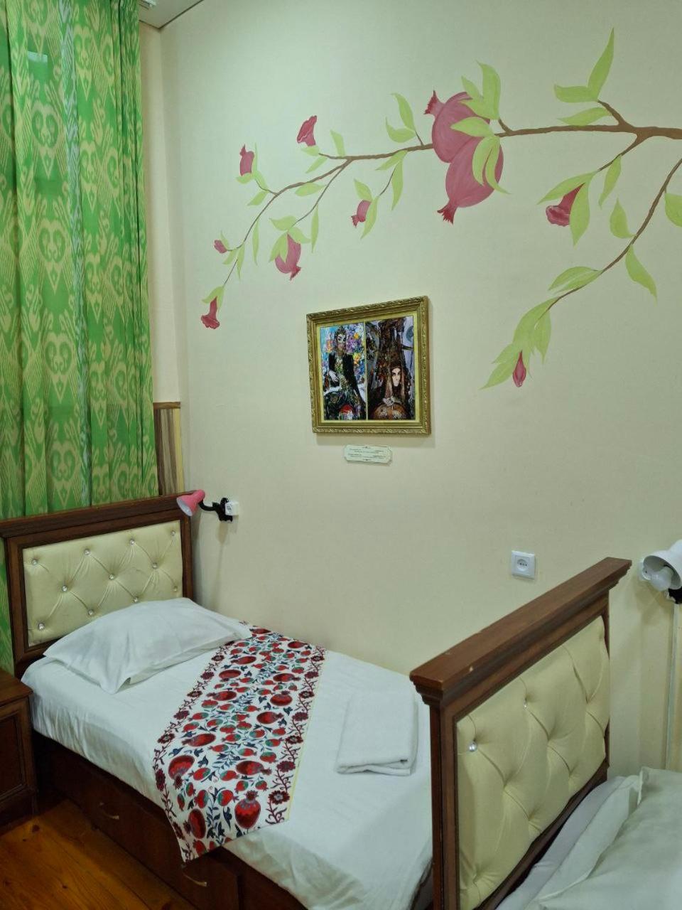 Bed in 4-Bed Mixed Dormitory Room photo 2