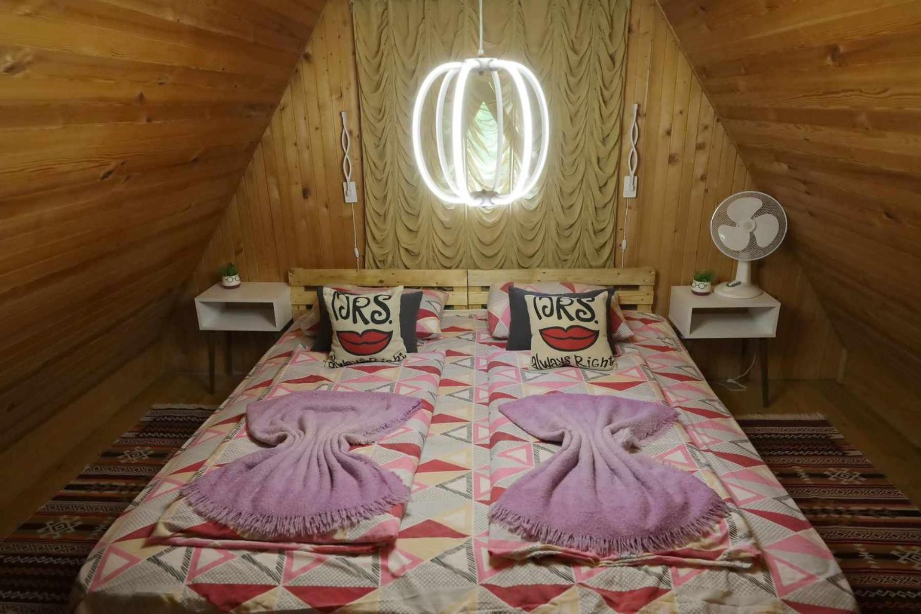 One-Bedroom House photo 1