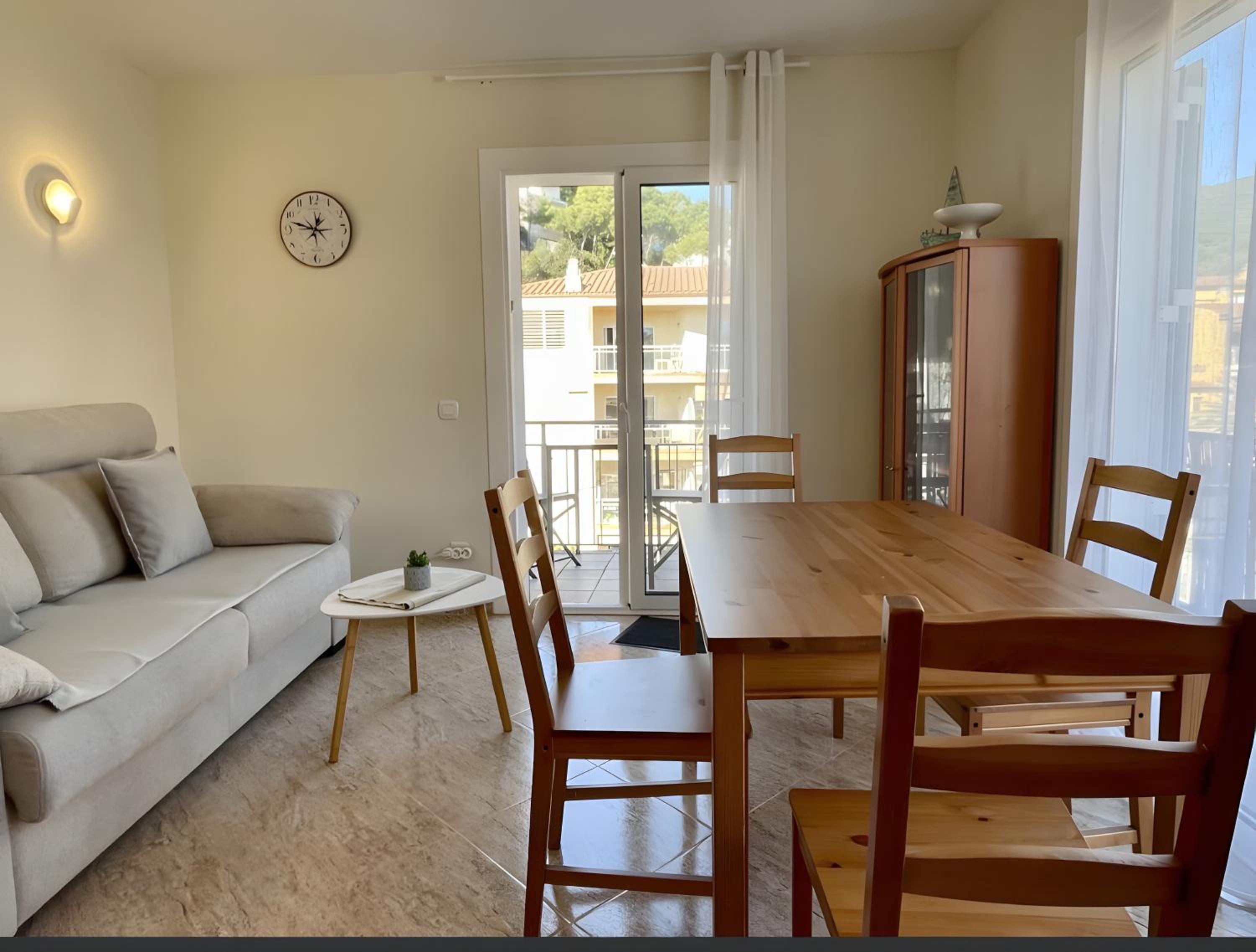 Superior One-Bedroom Apartment photo 2