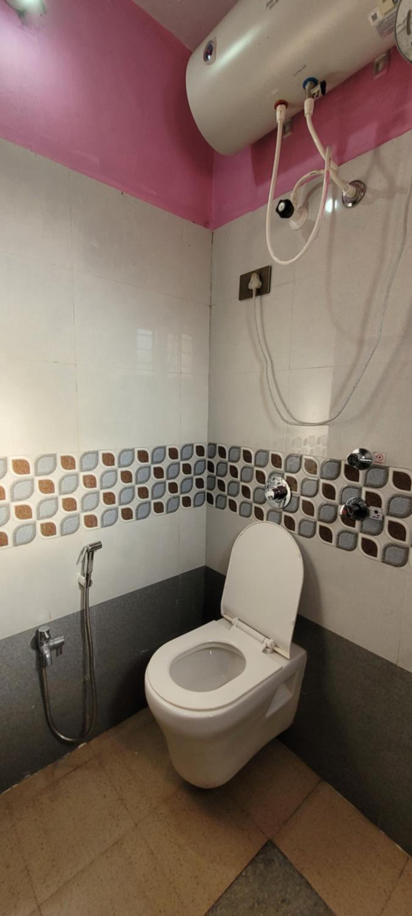 Standard Double Room - Photo 14