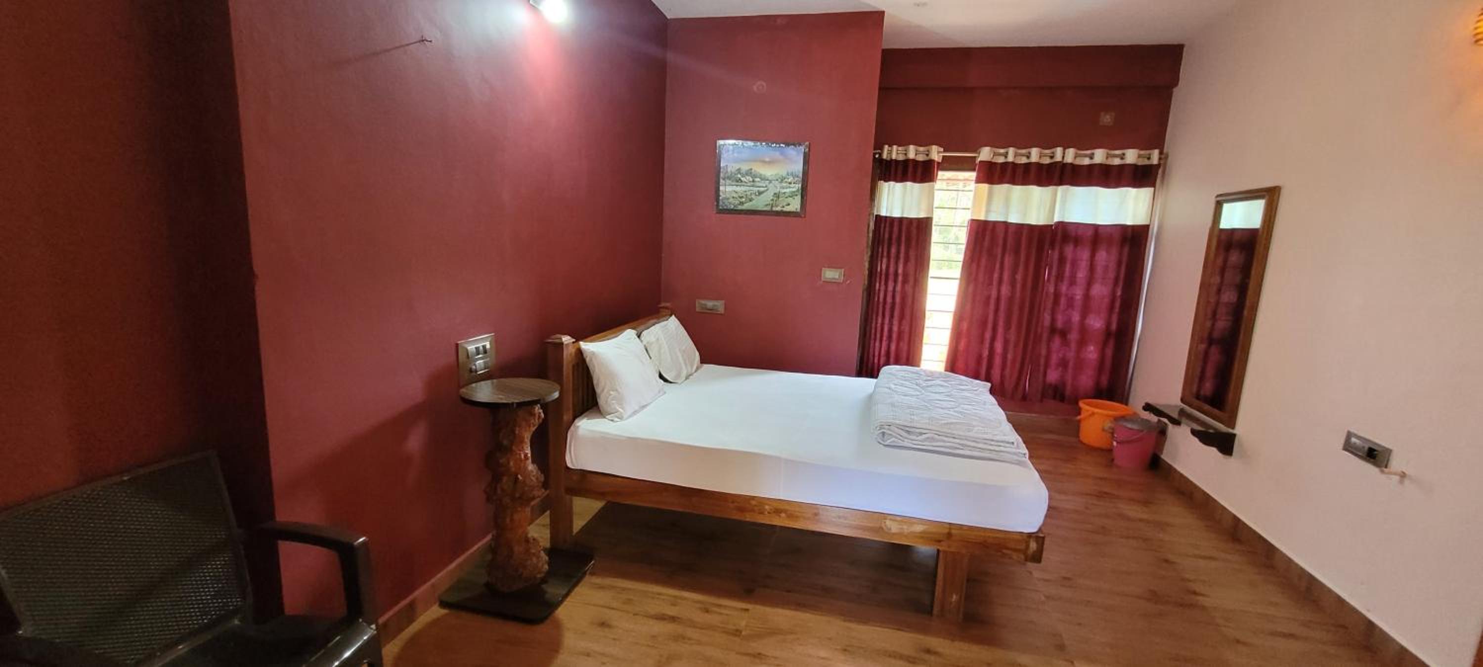 Standard Double Room - Photo 5
