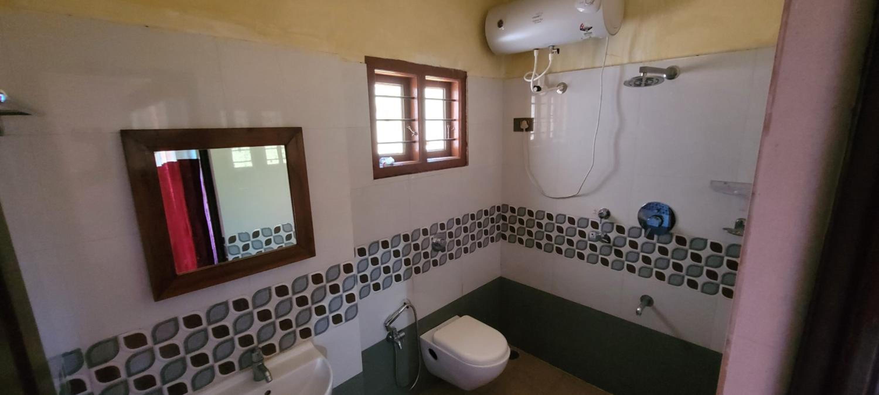 Standard Double Room - Photo 6