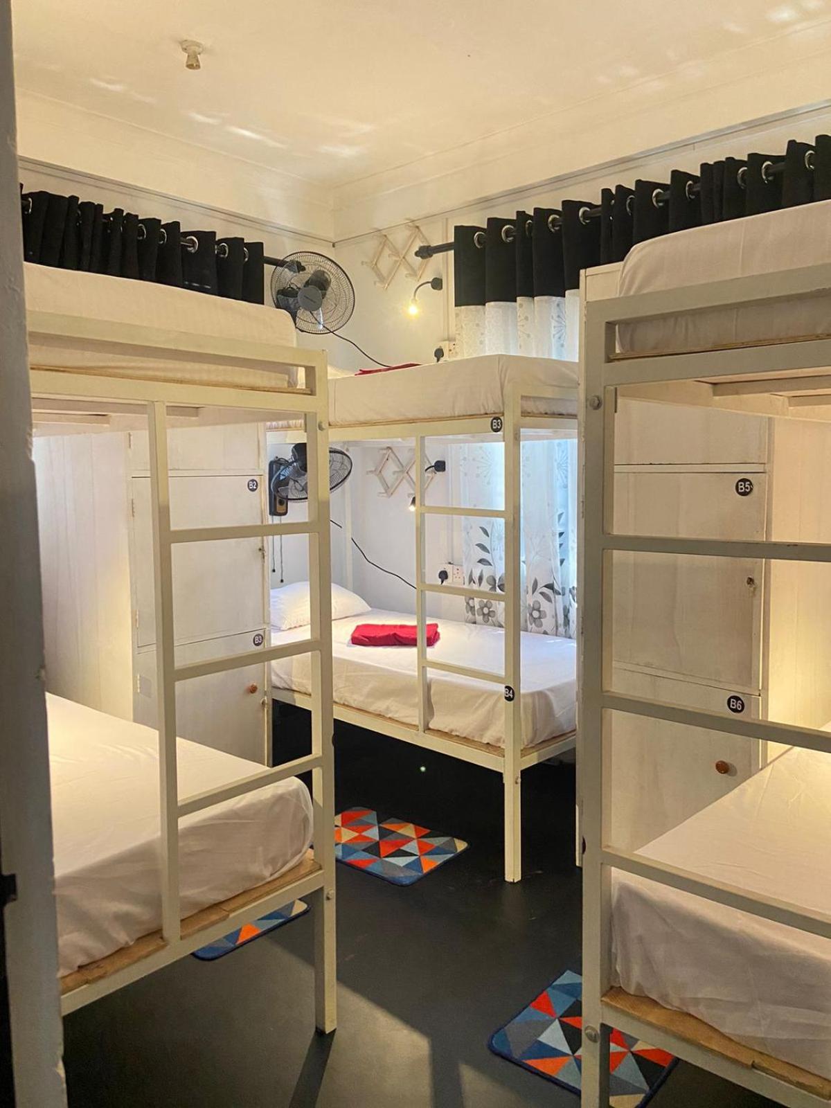 Single Bed in Dormitory Room photo 1