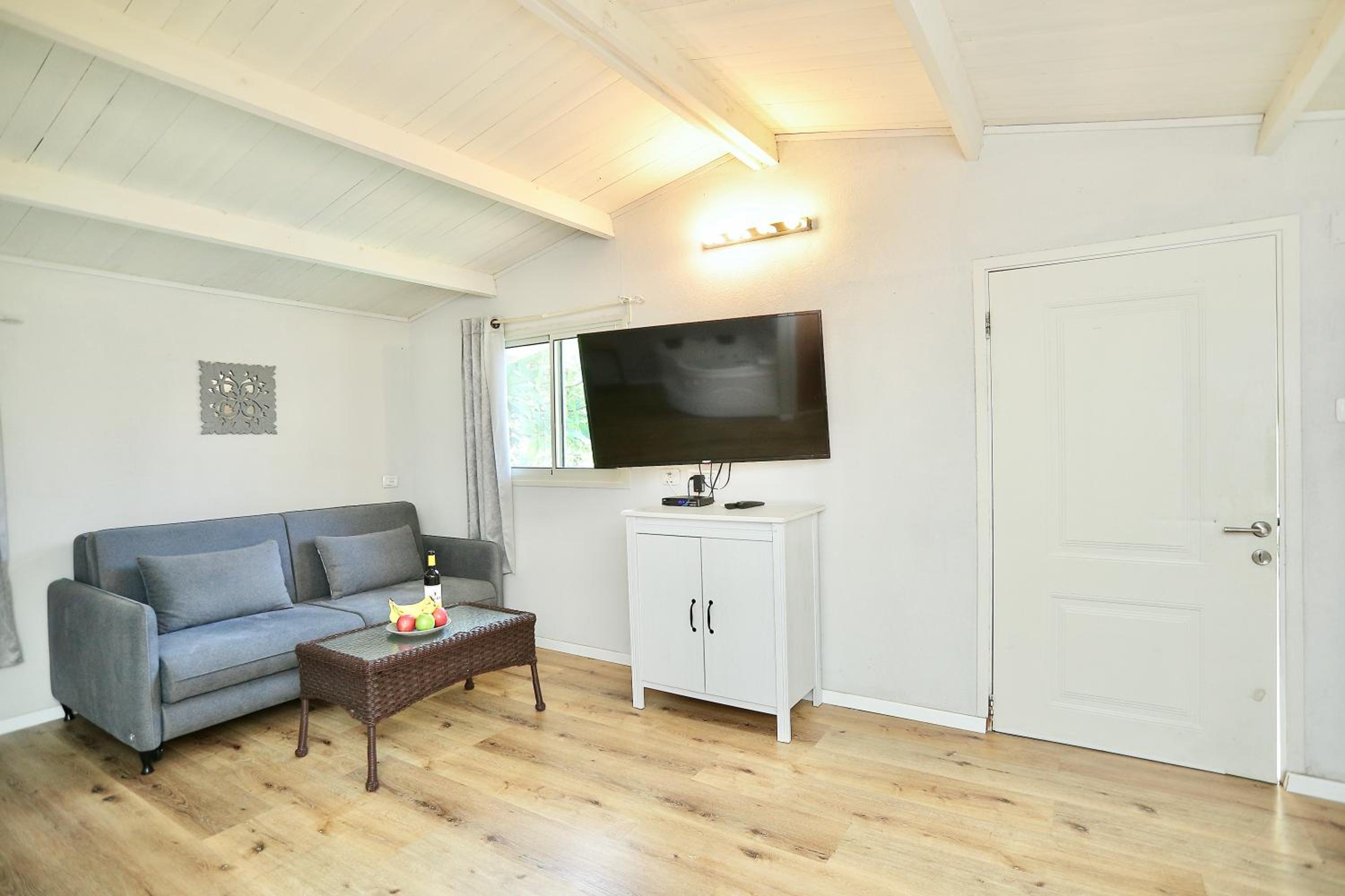 One-Bedroom Chalet - Photo 8
