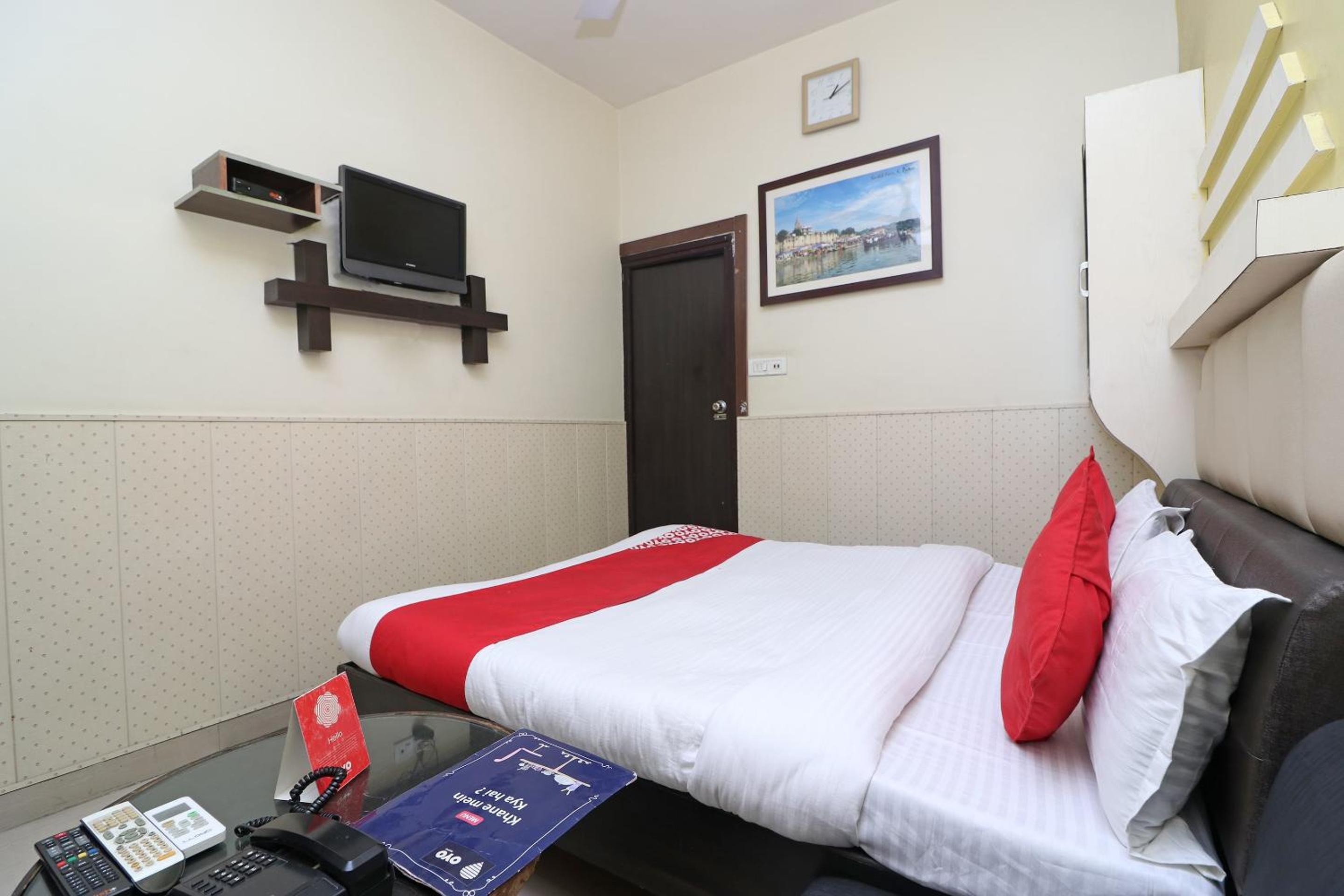 Deluxe Triple Room photo 2