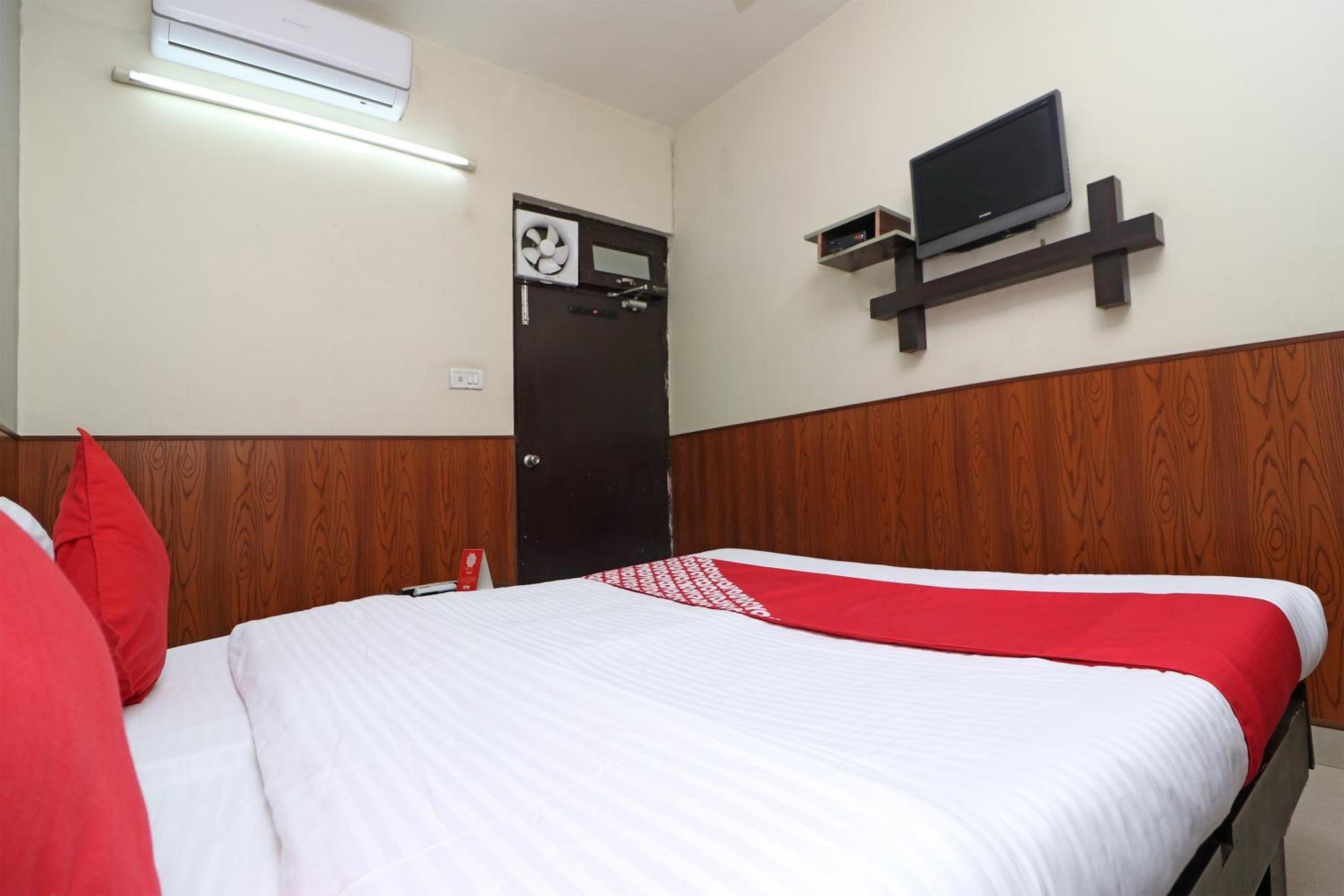 Standard Double Room photo 3