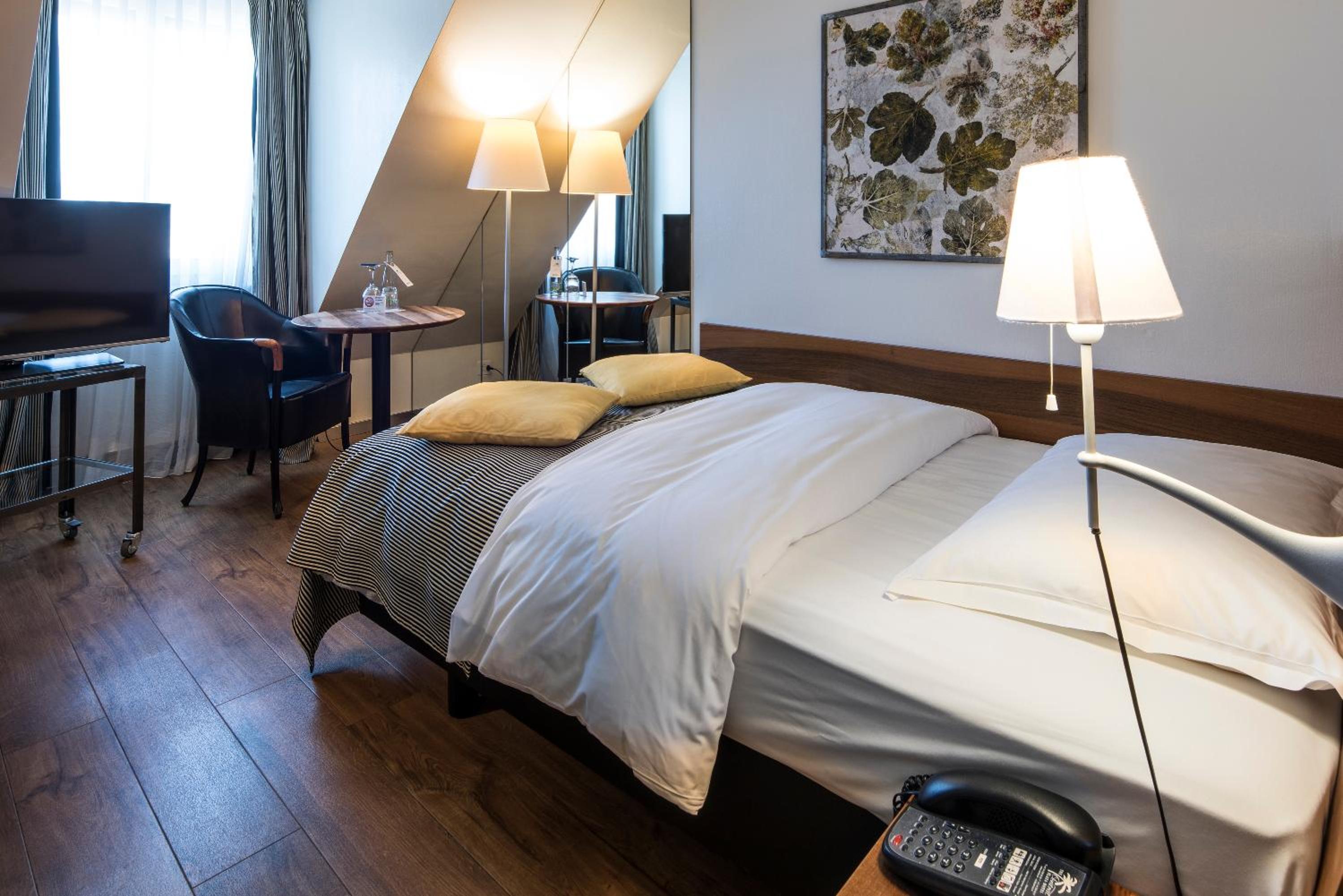 Single Room - Photo 2
