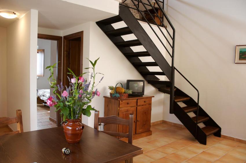 Apartment With Garden View photo 3