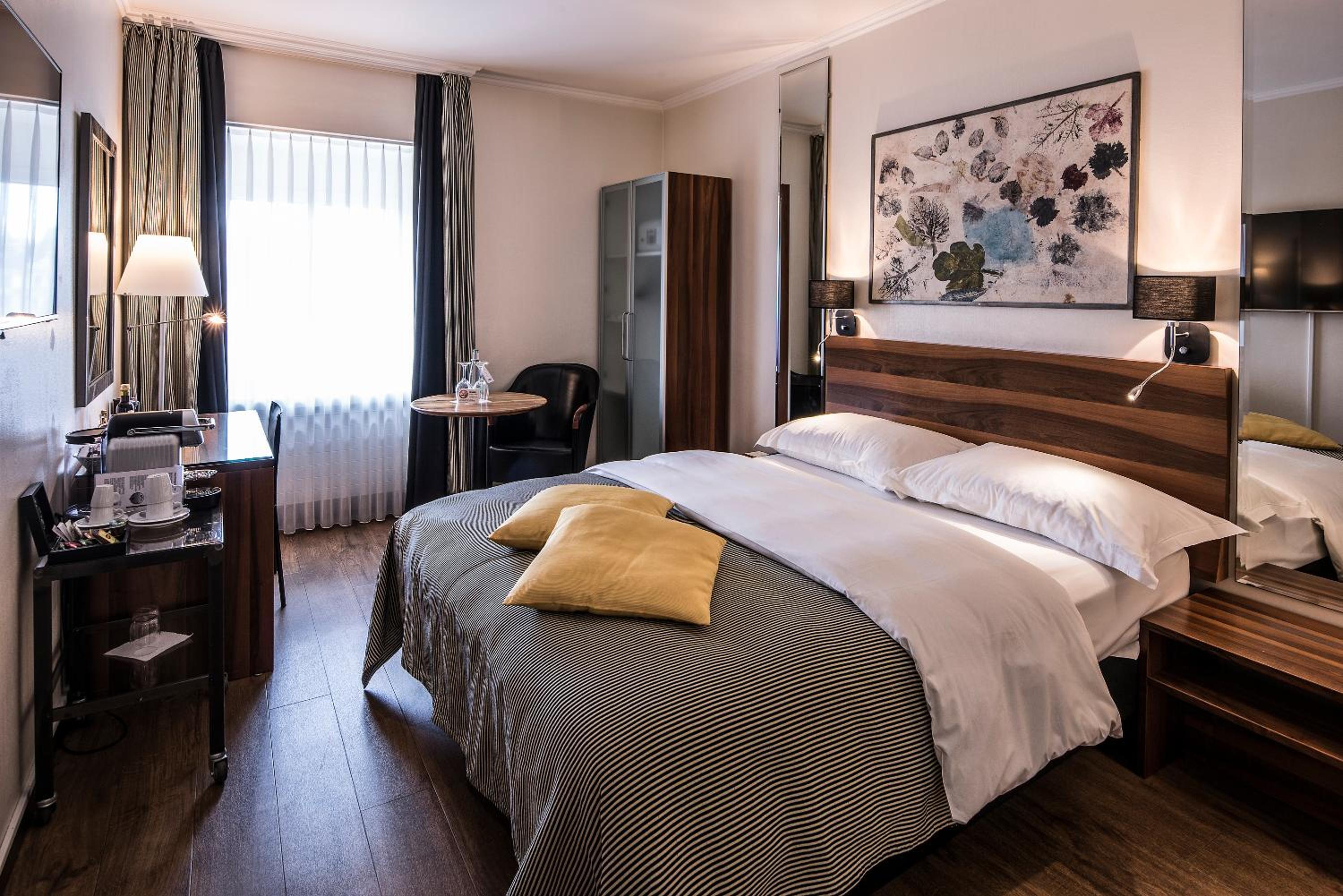 Double Room - Photo 2