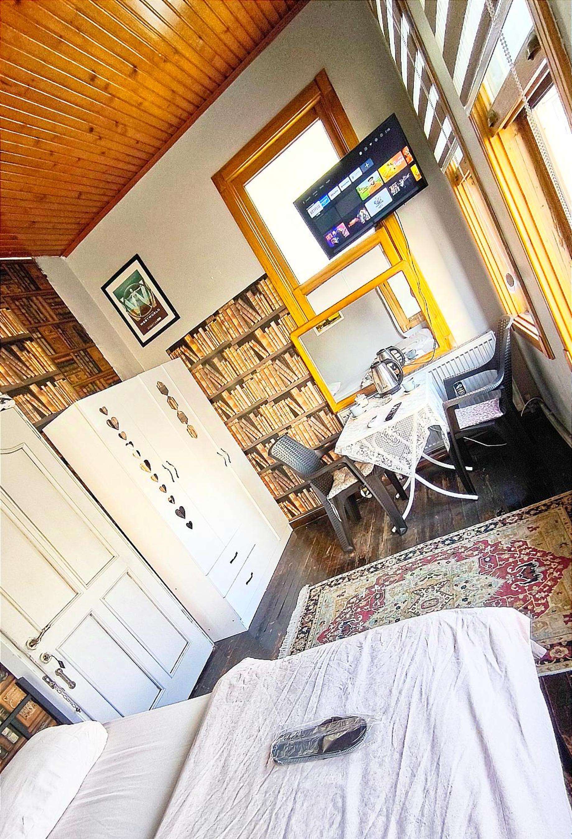 Small Double Room photo 2